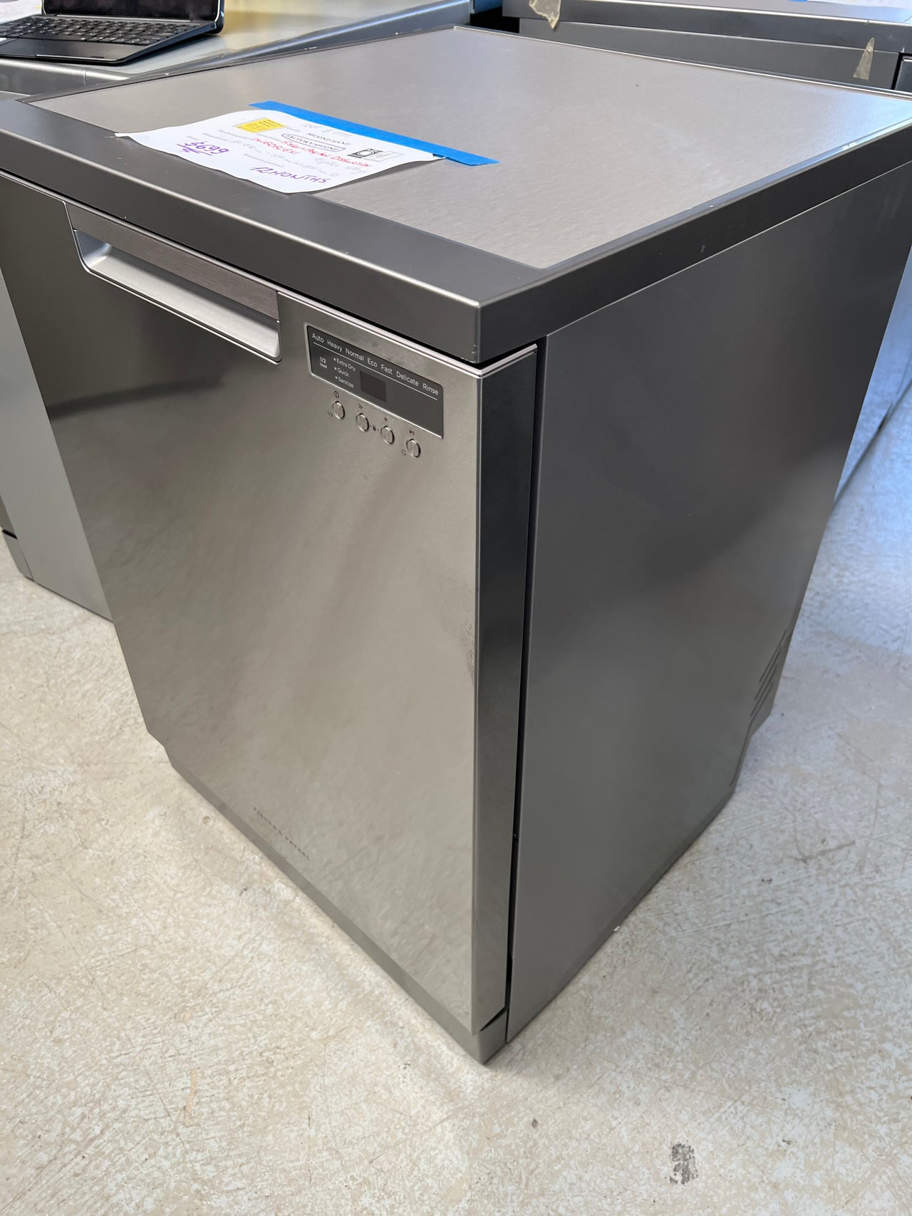 Factory second Fisher & Paykel 60cm Stainless Steel Dishwasher DW60FC6X1 - Second Hand Appliances Geebung