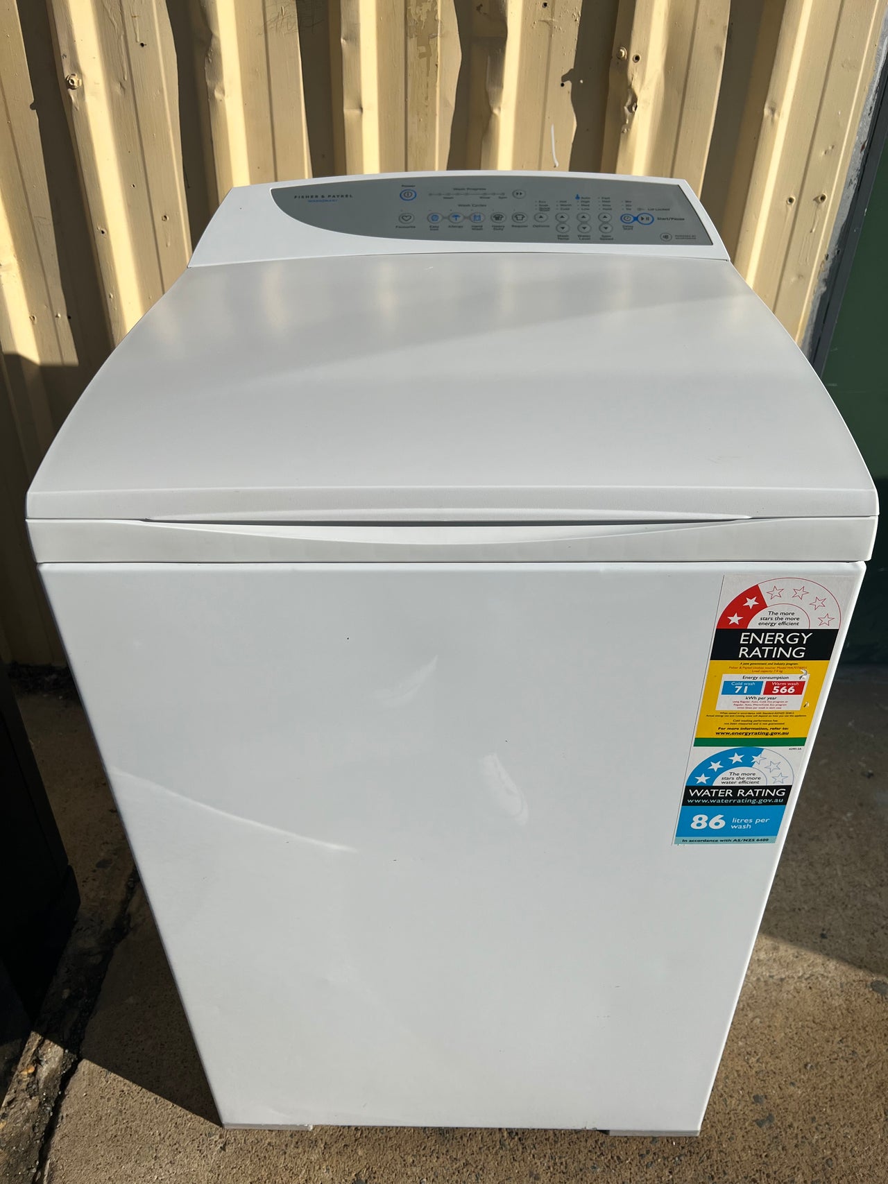 Second hand 7kg Fisher&Paykel Top Loader WA70T60GW1 - Second Hand Appliances Geebung