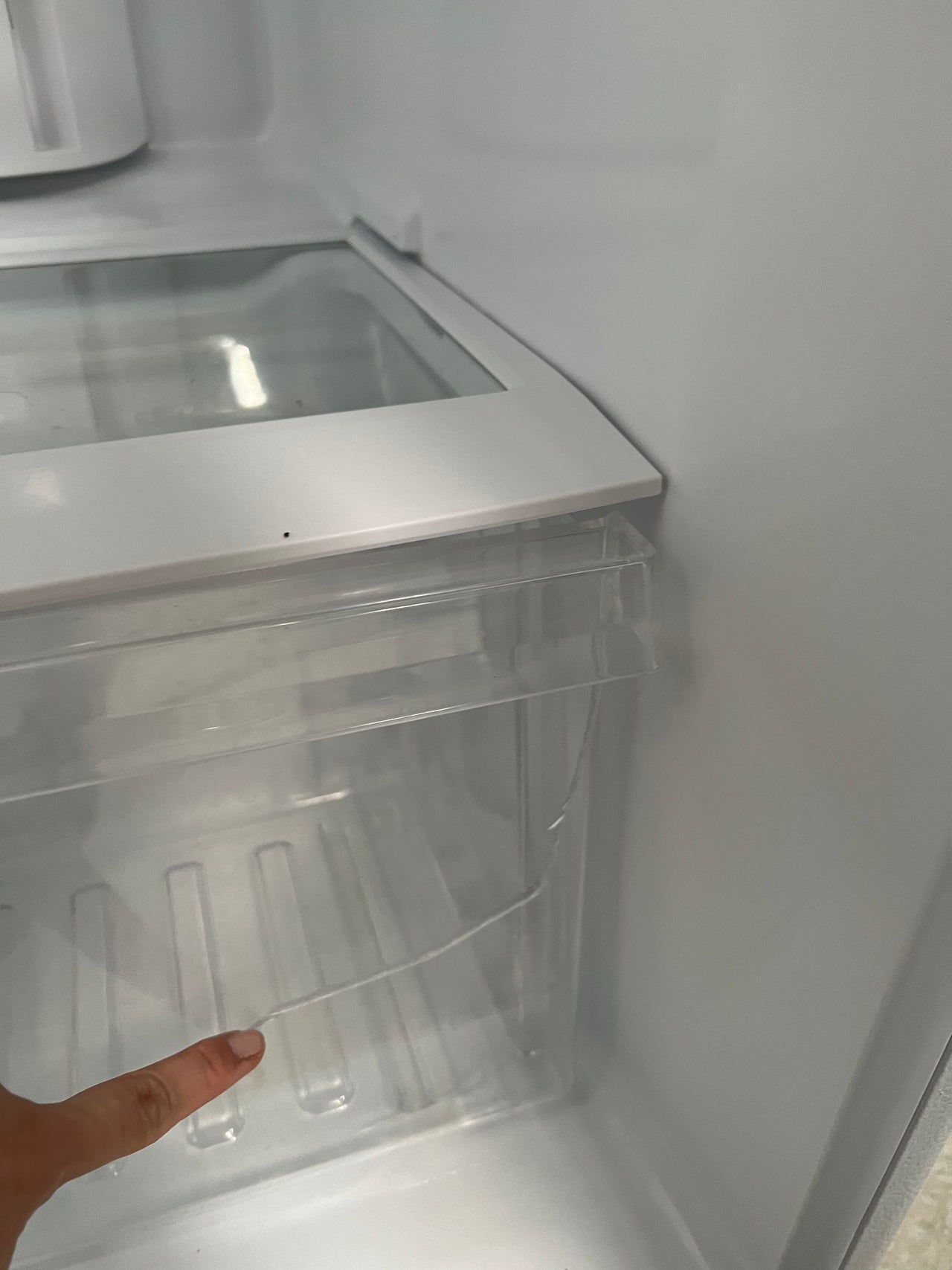 Second hand Haier 335L Top Mount Fridge HRF-335FW - Second Hand Appliances Geebung