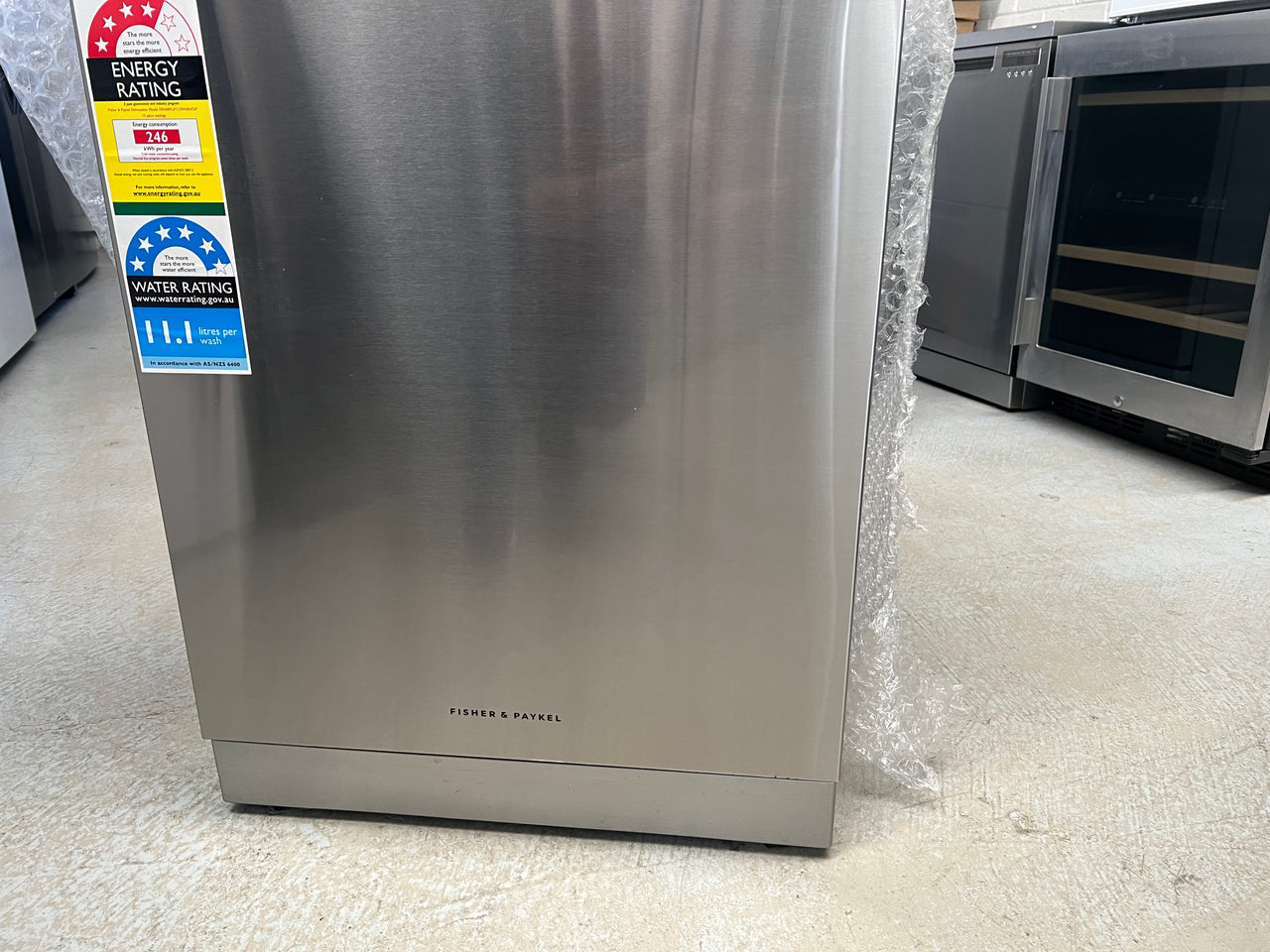 Factory second Fisher & Paykel 60cm Stainless Steel 15 place setting Dishwasher DW60FC6X1 - Second Hand Appliances Geebung