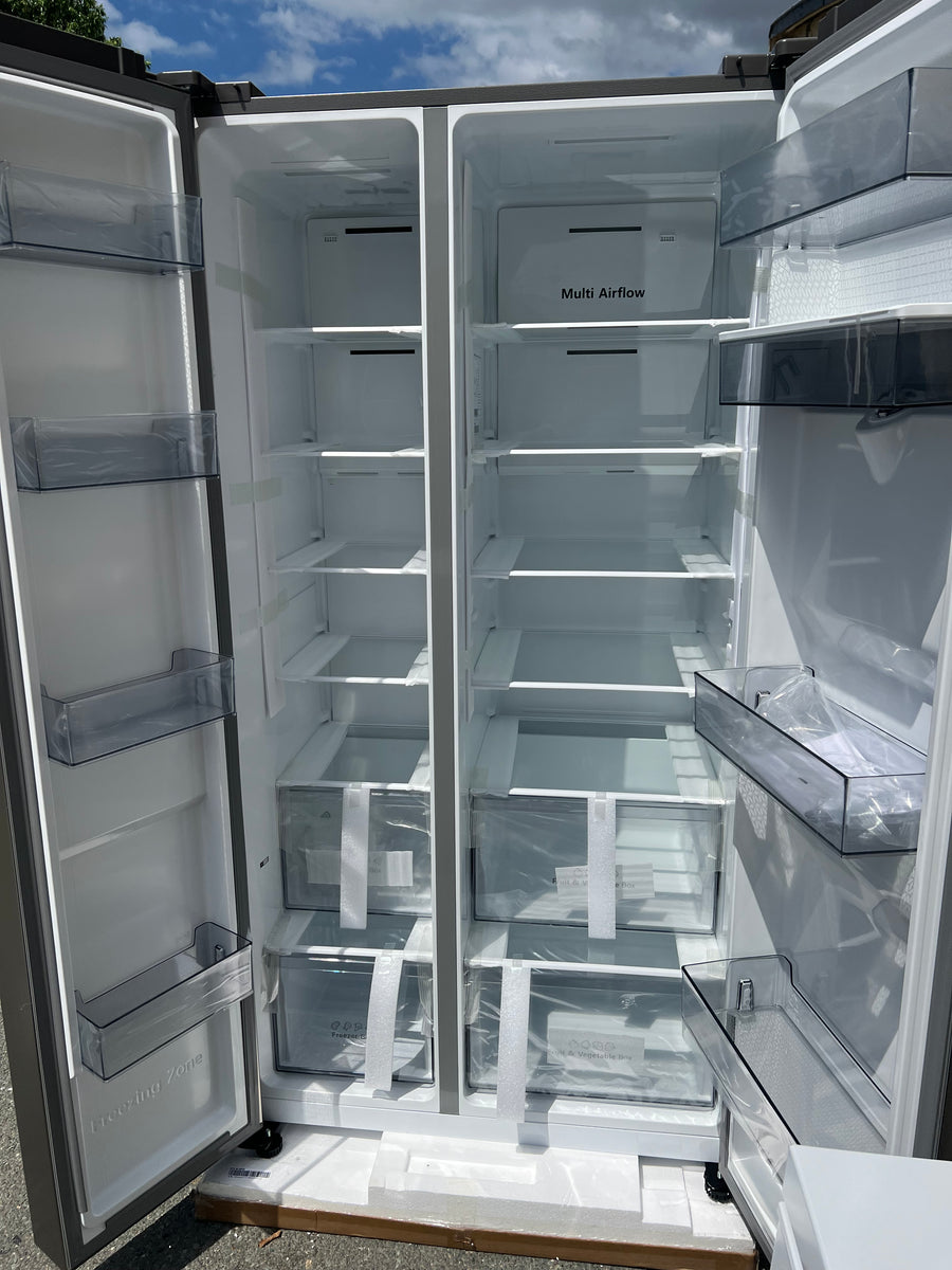 Carton damaged/Factory second Hisense 649L Side By Side Refrigerator HRSBS649SW - Second Hand Appliances Geebung