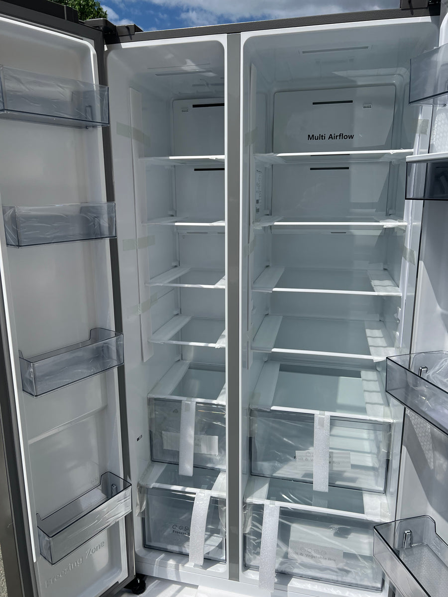Carton damaged/Factory second Hisense 649L Side By Side Refrigerator HRSBS649SW - Second Hand Appliances Geebung
