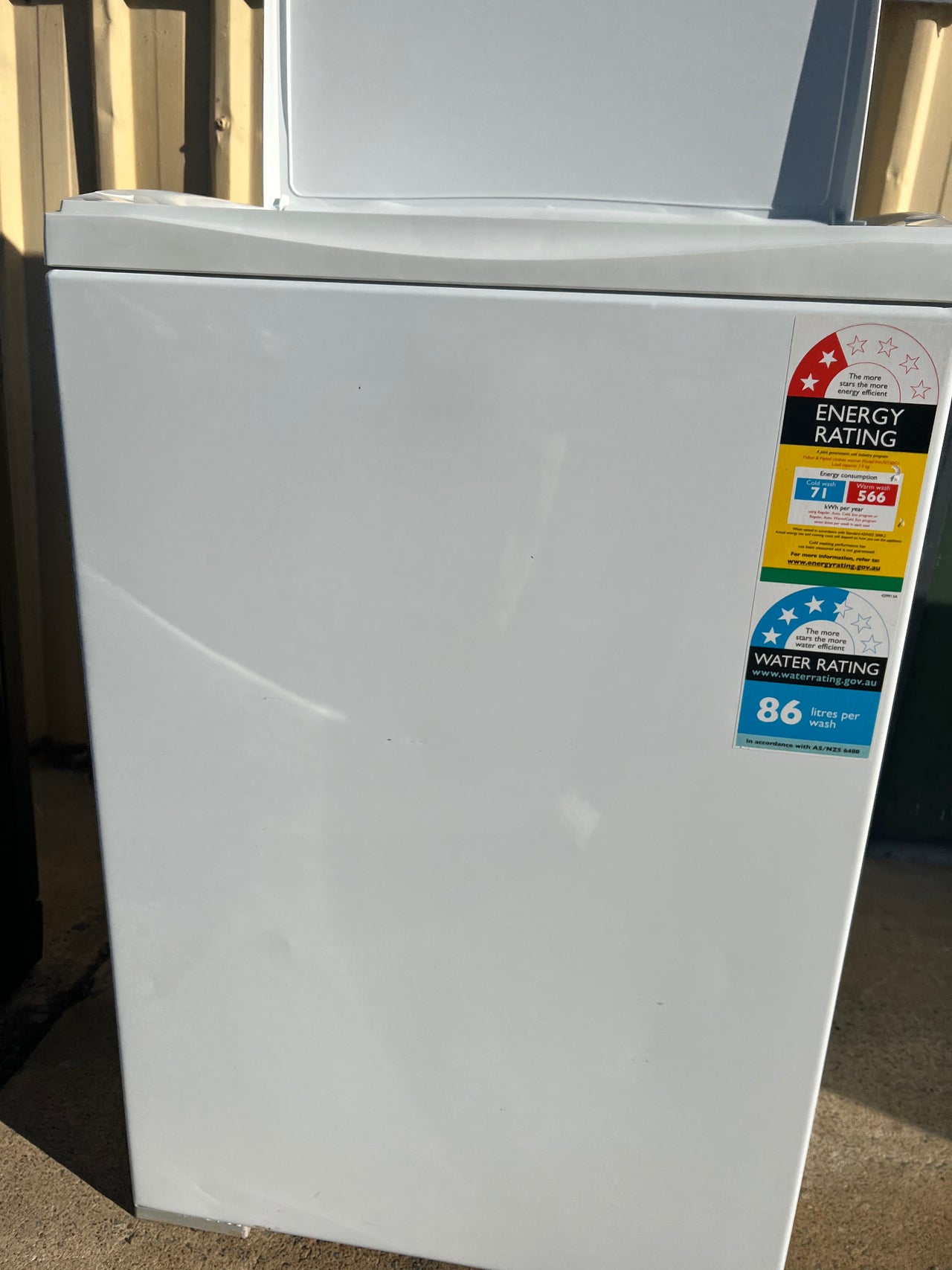 Second hand 7kg Fisher&Paykel Top Loader WA70T60GW1 - Second Hand Appliances Geebung