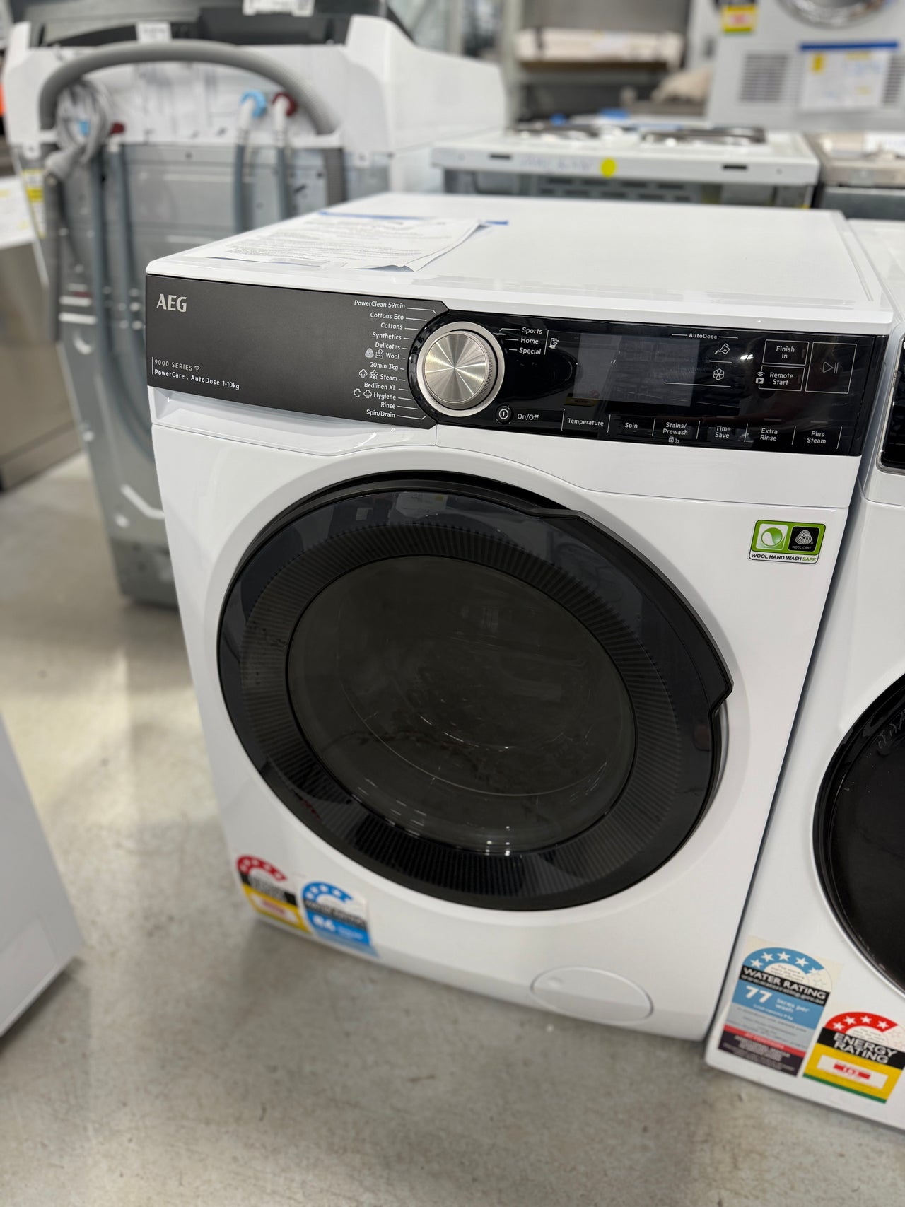 Factor second AEG 10 kg 9000 Series Front Load Washing Machine – Model: LF951608Q - Second Hand Appliances Geebung