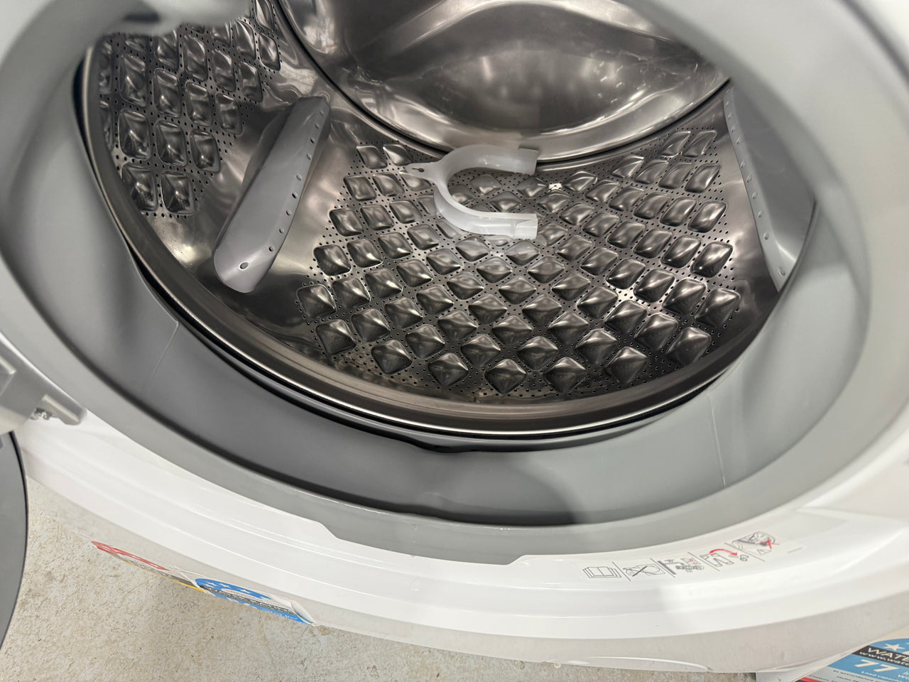 Factor second AEG 10 kg 9000 Series Front Load Washing Machine – Model: LF951608Q - Second Hand Appliances Geebung