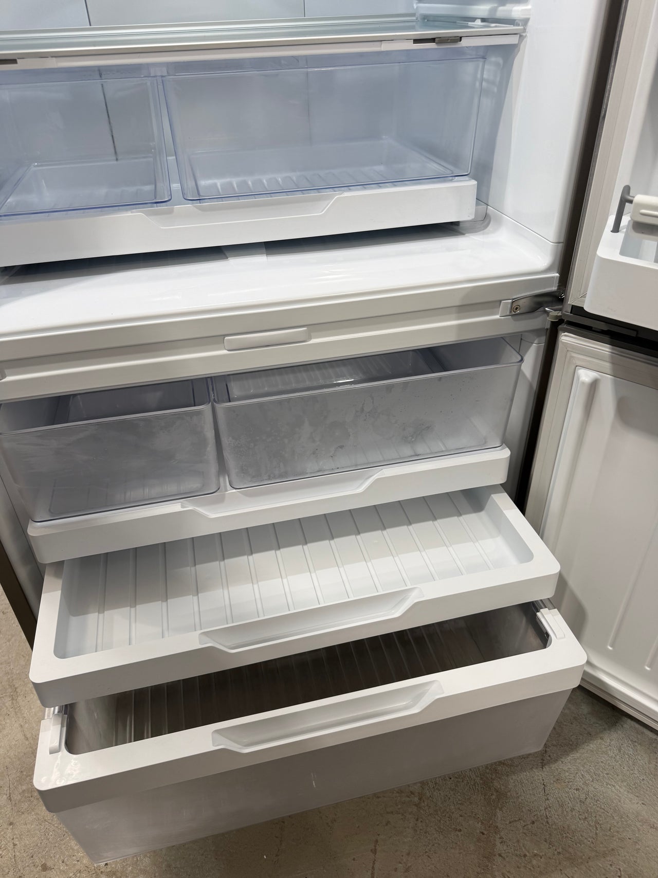 Factory Second 494l ActiveSmart Fisher & Paykel Fridge RF522BRPX6 - Second Hand Appliances Geebung