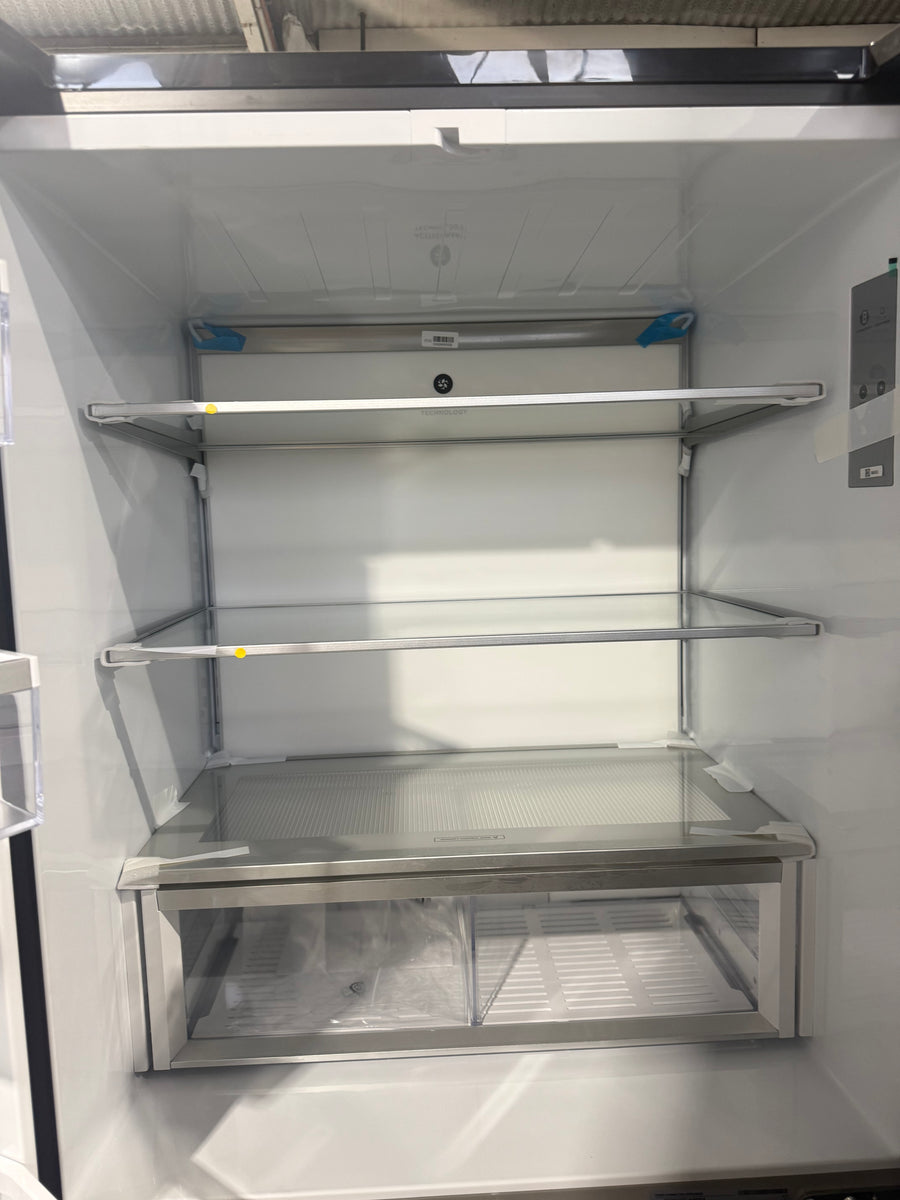 Factory Second Fisher & Paykel 498L Series 7 Quad Door Refrigerator – Black Stainless Steel  Model: RF500QNB1 - Second Hand Appliances Geebung