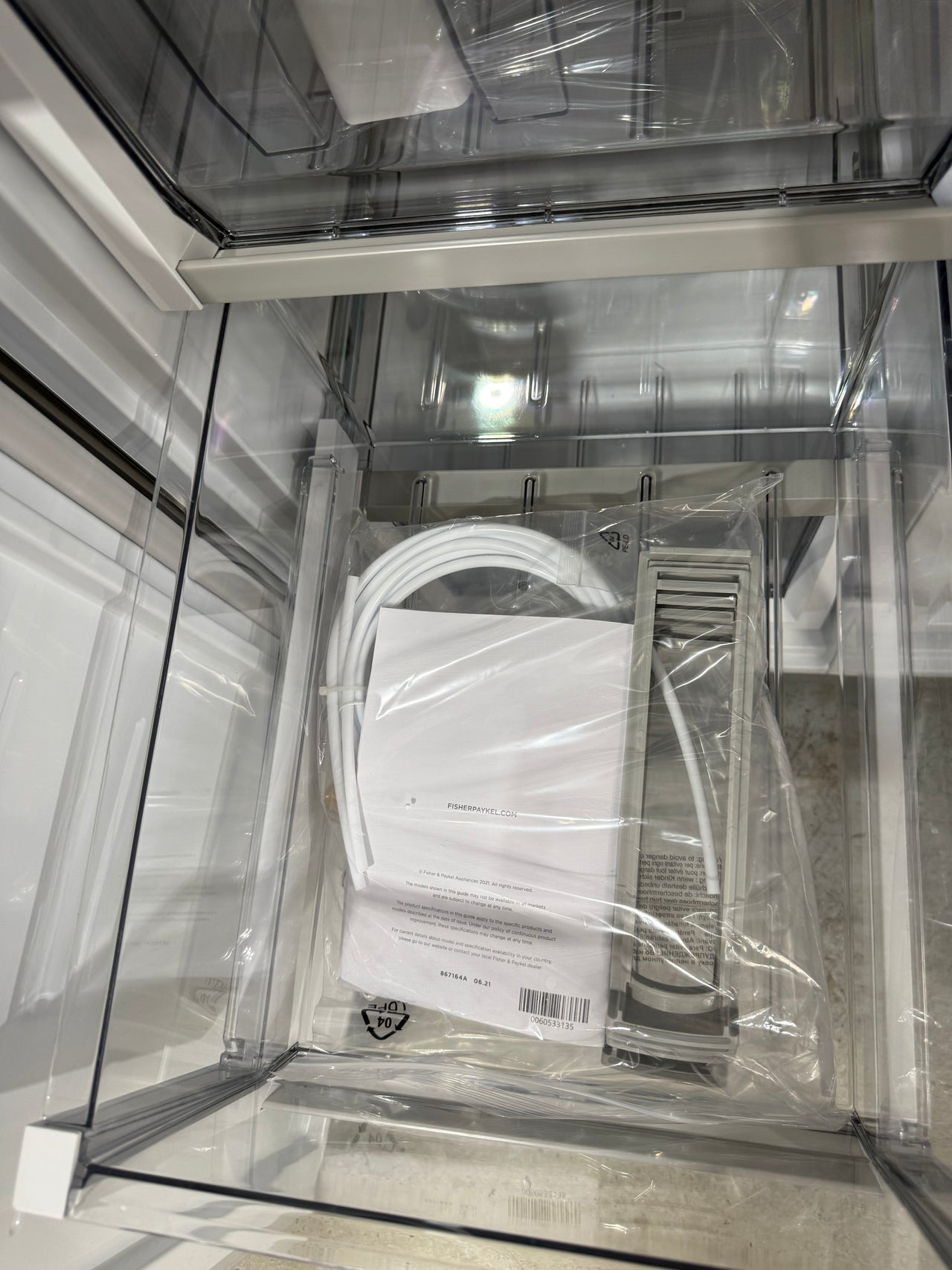 Factory Second Fisher & Paykel 538L Quad Door Refrigerator with Ice & Water    Model: RF605QNUVB1 - Second Hand Appliances Geebung