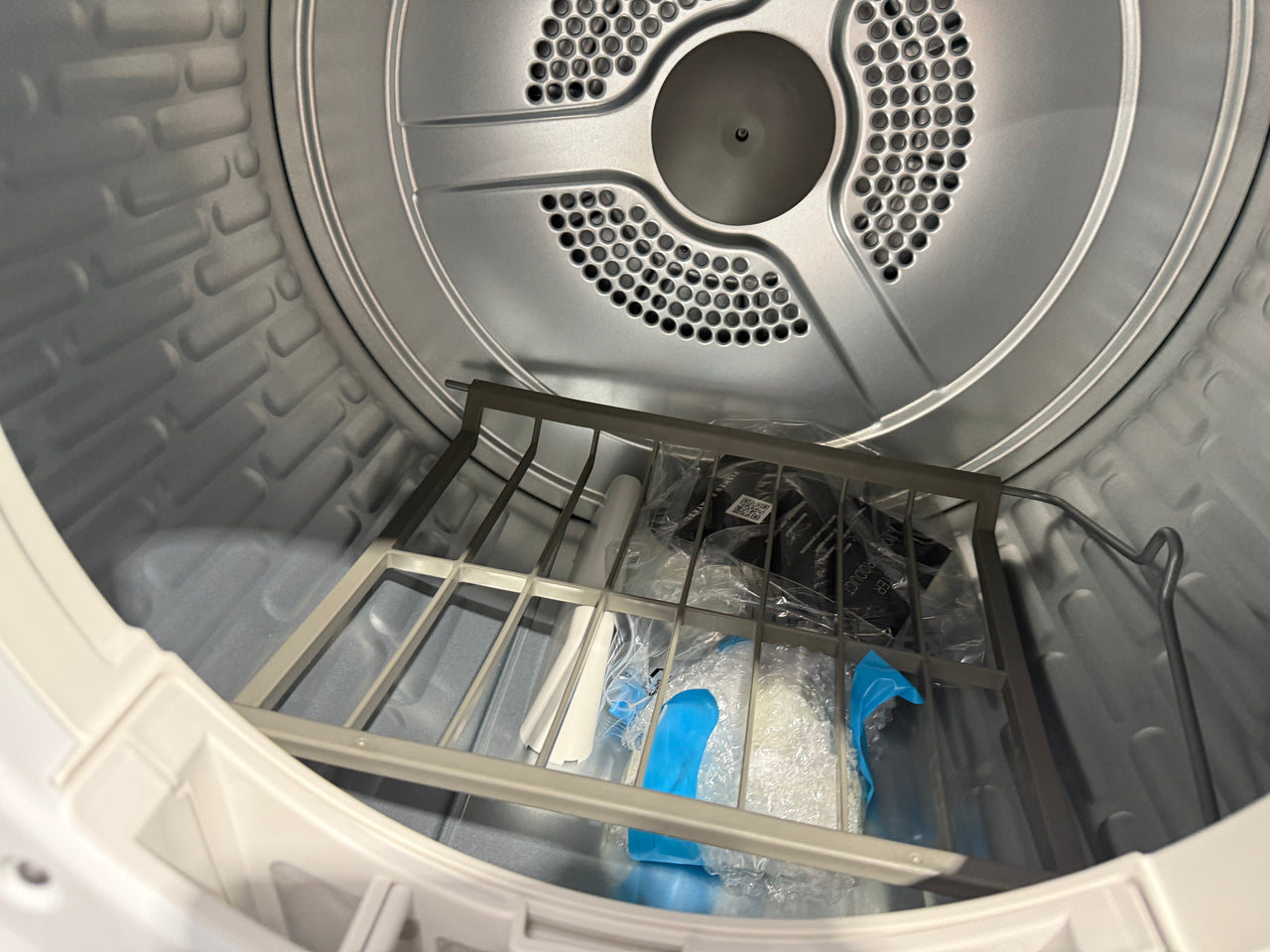 Factory Second Fisher & Paykel 7kg Sensor Dryer Model: DE7060G2 - Second Hand Appliances Geebung