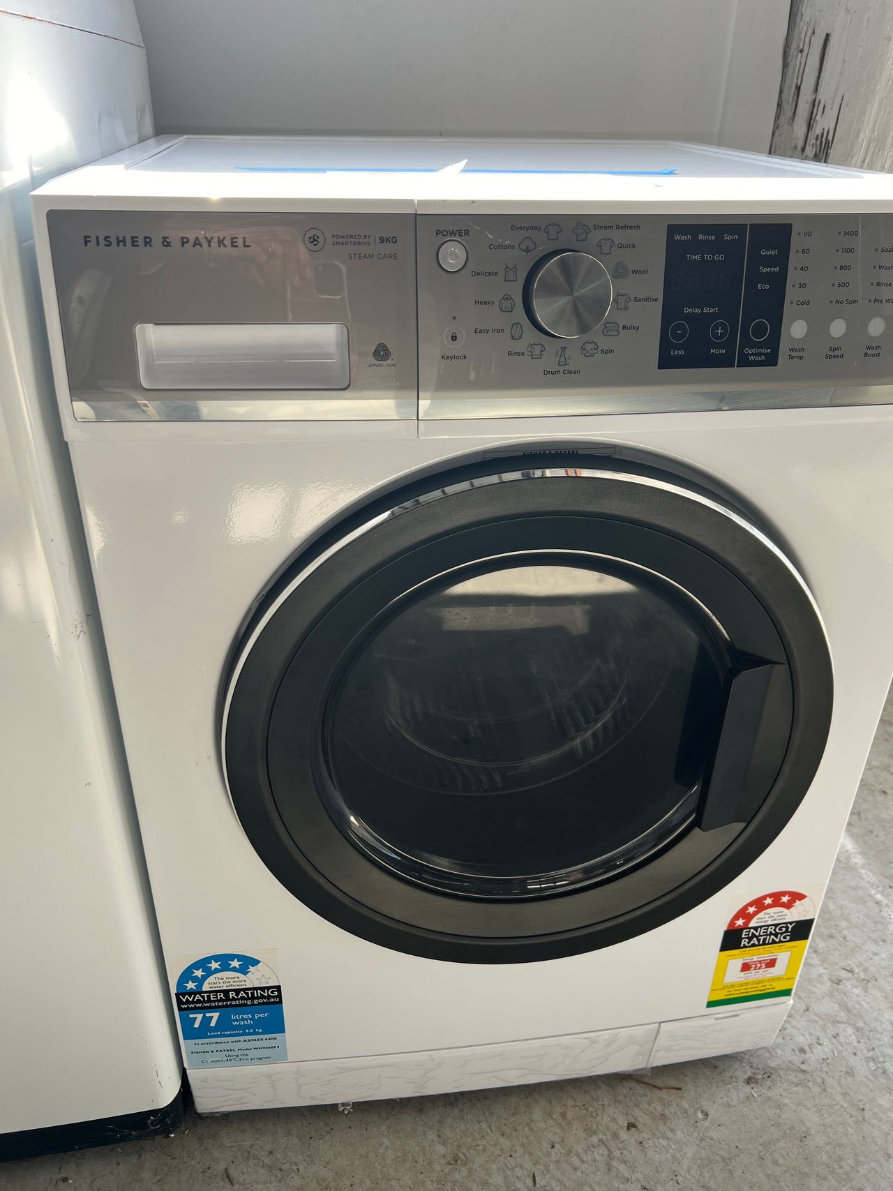 Factory Second Fisher & Paykel 9kg Series 7 Front Load Washing Machine with Steam Care - White - Second Hand Appliances Geebung