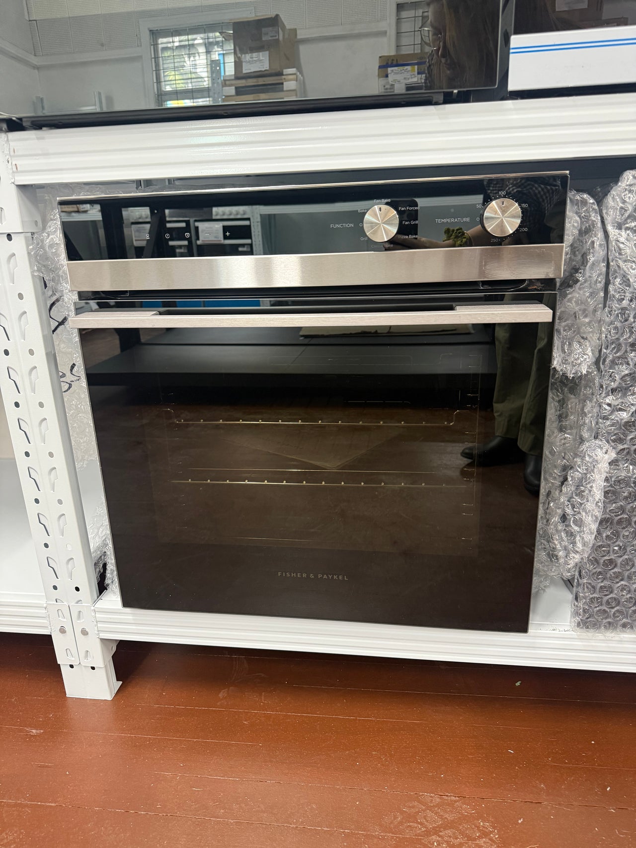 Factory Second Fisher & Paykel OB60SC7CEX4 60cm Series 5 Built-In Oven – Stainless Steel - Second Hand Appliances Geebung