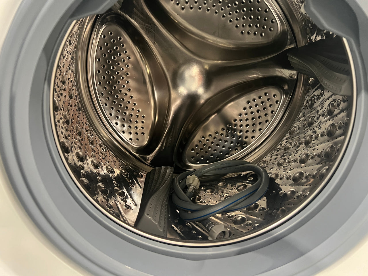 Factory Second Hisense 10kg Front Load Washer HWFS1015E - Second Hand Appliances Geebung