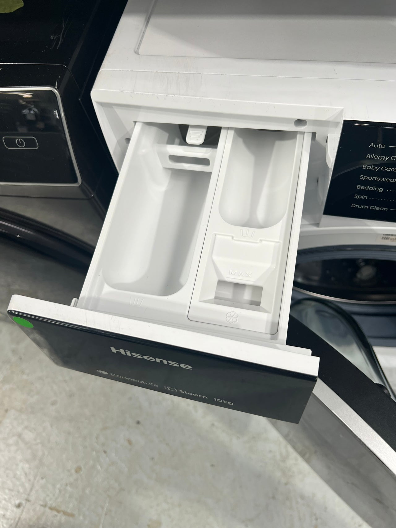 Factory Second Hisense 10kg Front Load Washer HWFS1015E - Second Hand Appliances Geebung