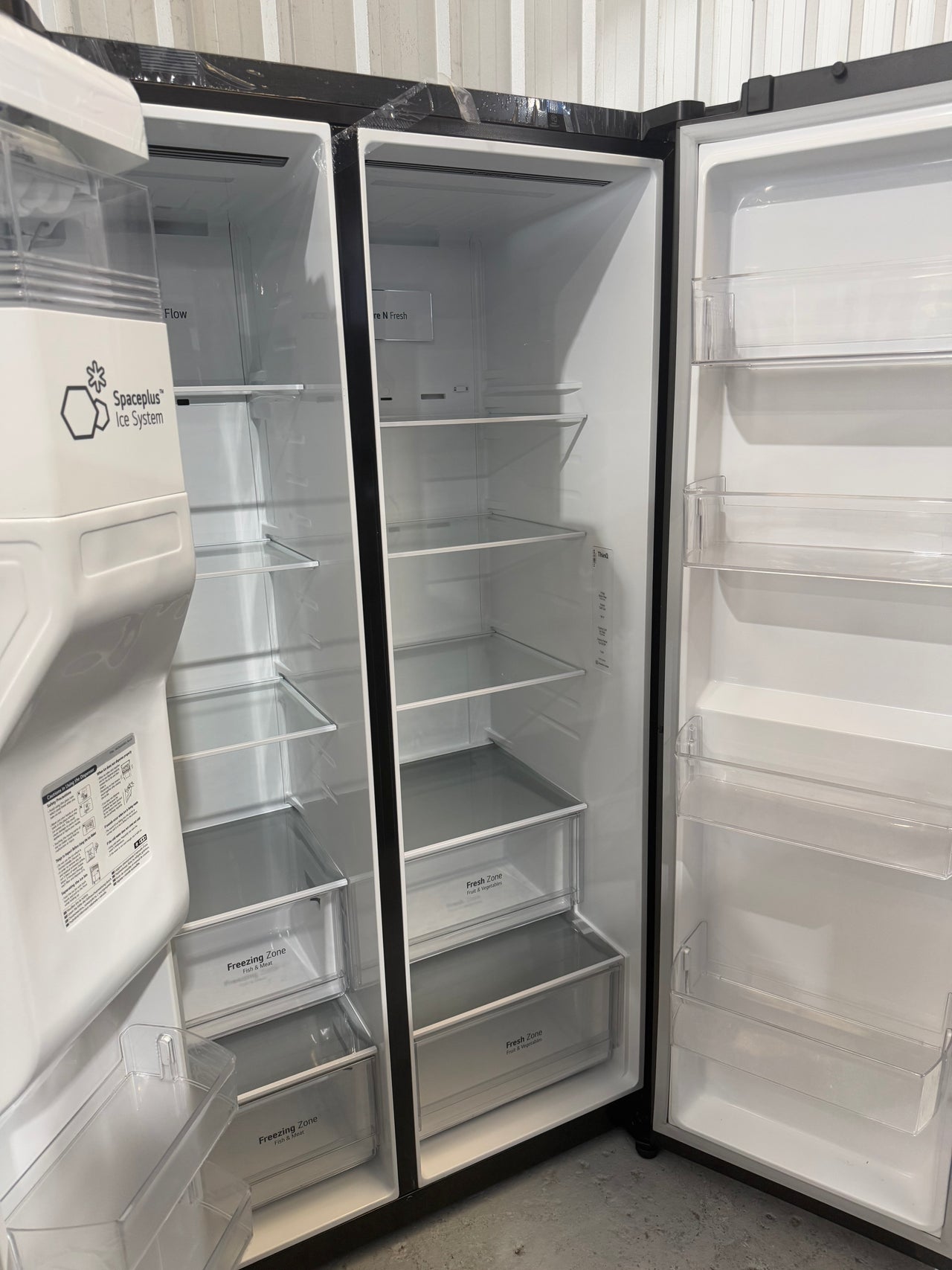 Factory Second LG GS-L635MBL 635-liter side-by-side refrigerator - Second Hand Appliances Geebung