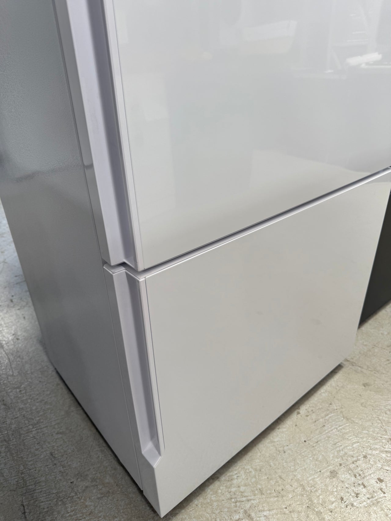 Buy Factory Second Westinghouse 496 L Bottom Mount Fridge – White (WBE5300WC) |  | [product_variant] | Second Hand Appliances Geebung Brisbane
