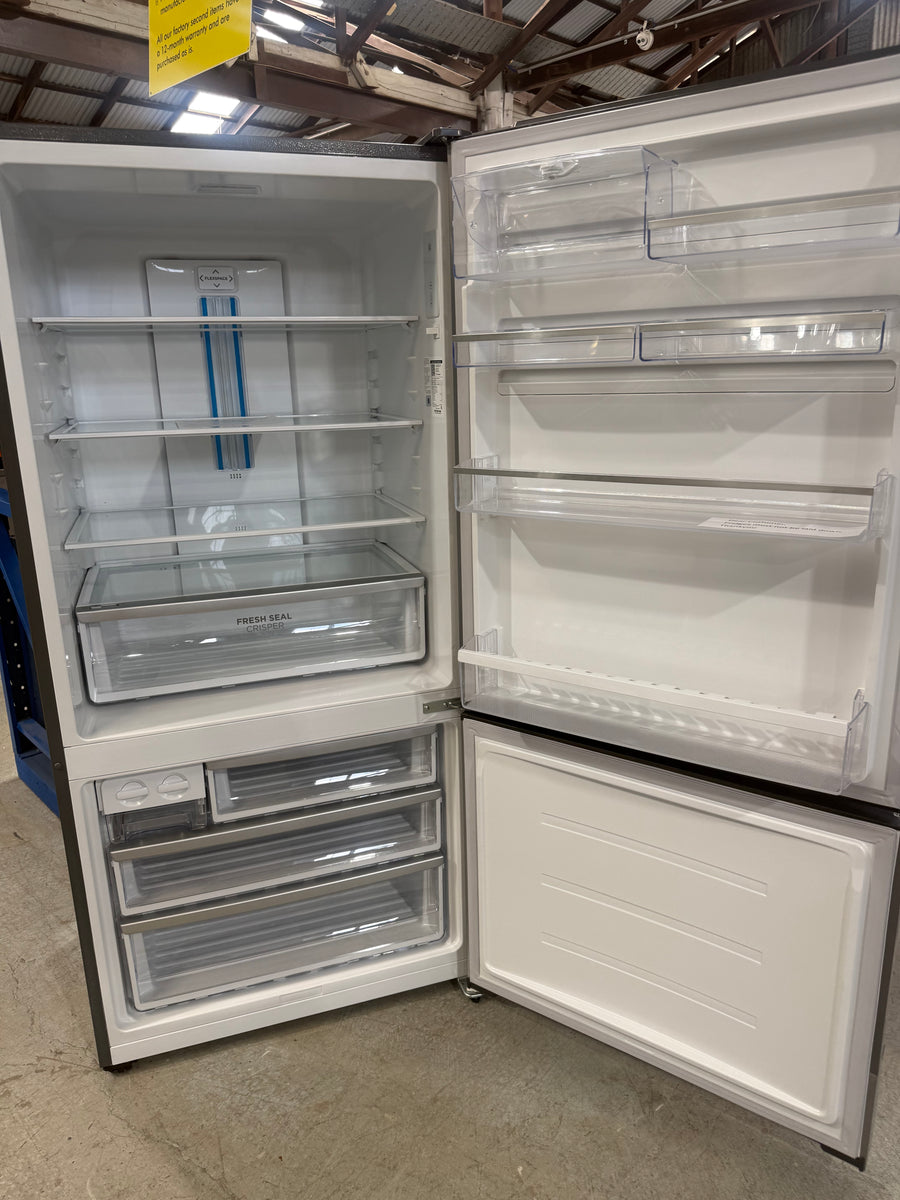 Factory Second Westinghouse 496L Bottom Mount Fridge – Stainless Steel (WBE5300SC) - Second Hand Appliances Geebung