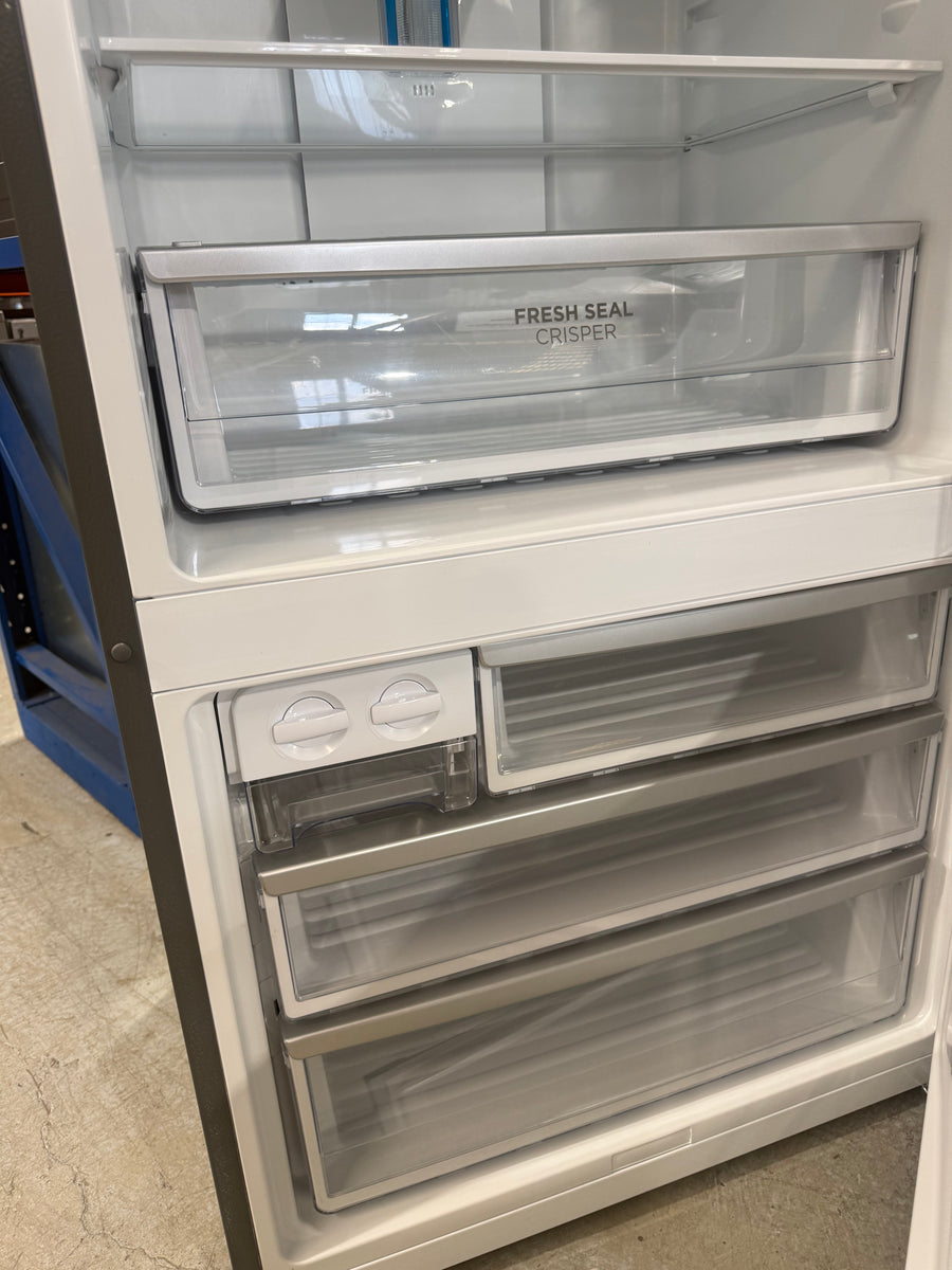 Factory Second Westinghouse 496L Bottom Mount Fridge – Stainless Steel (WBE5300SC) - Second Hand Appliances Geebung