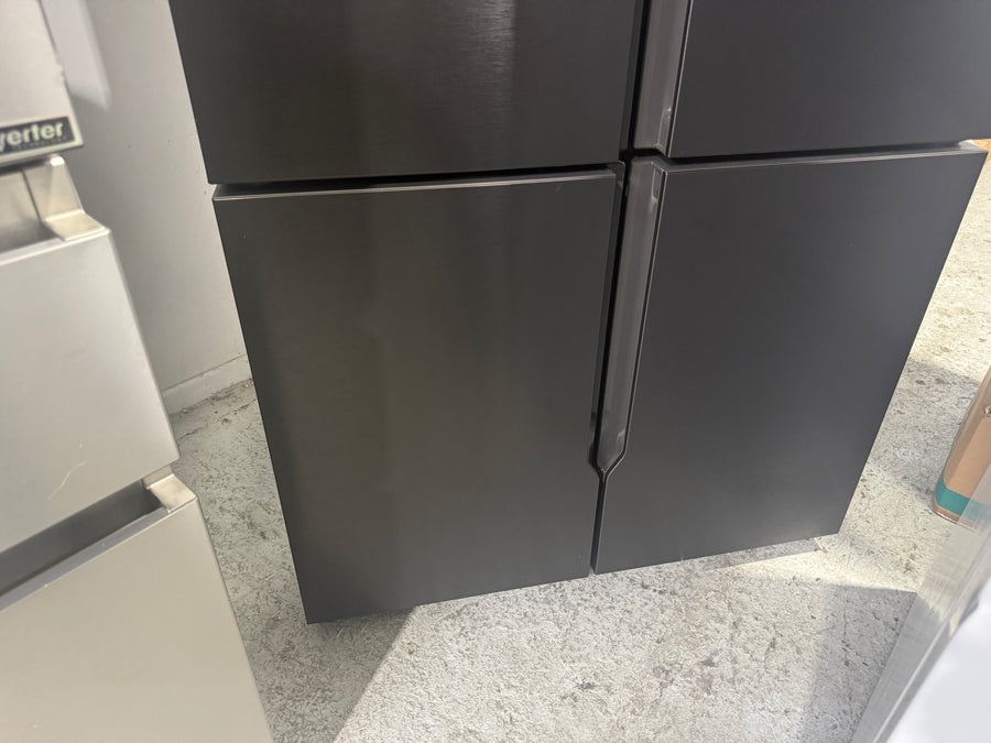 Factory Second Westinghouse 571L French Door Refrigerator – Non-Plumbed Ice & Water (WQE5760BB) - Second Hand Appliances Geebung