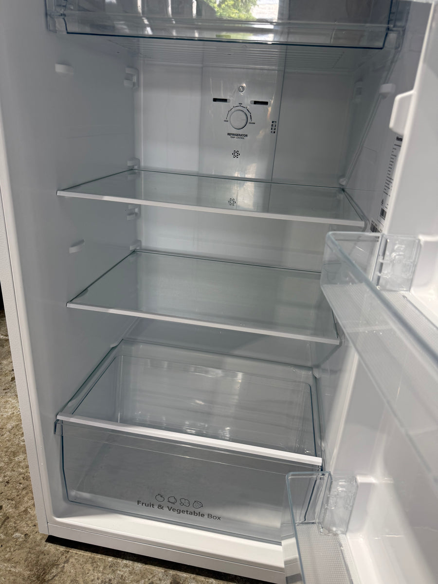 Factory second 326L Hisense Top Mount Frost Free Refrigerator – White - Second Hand Appliances Geebung