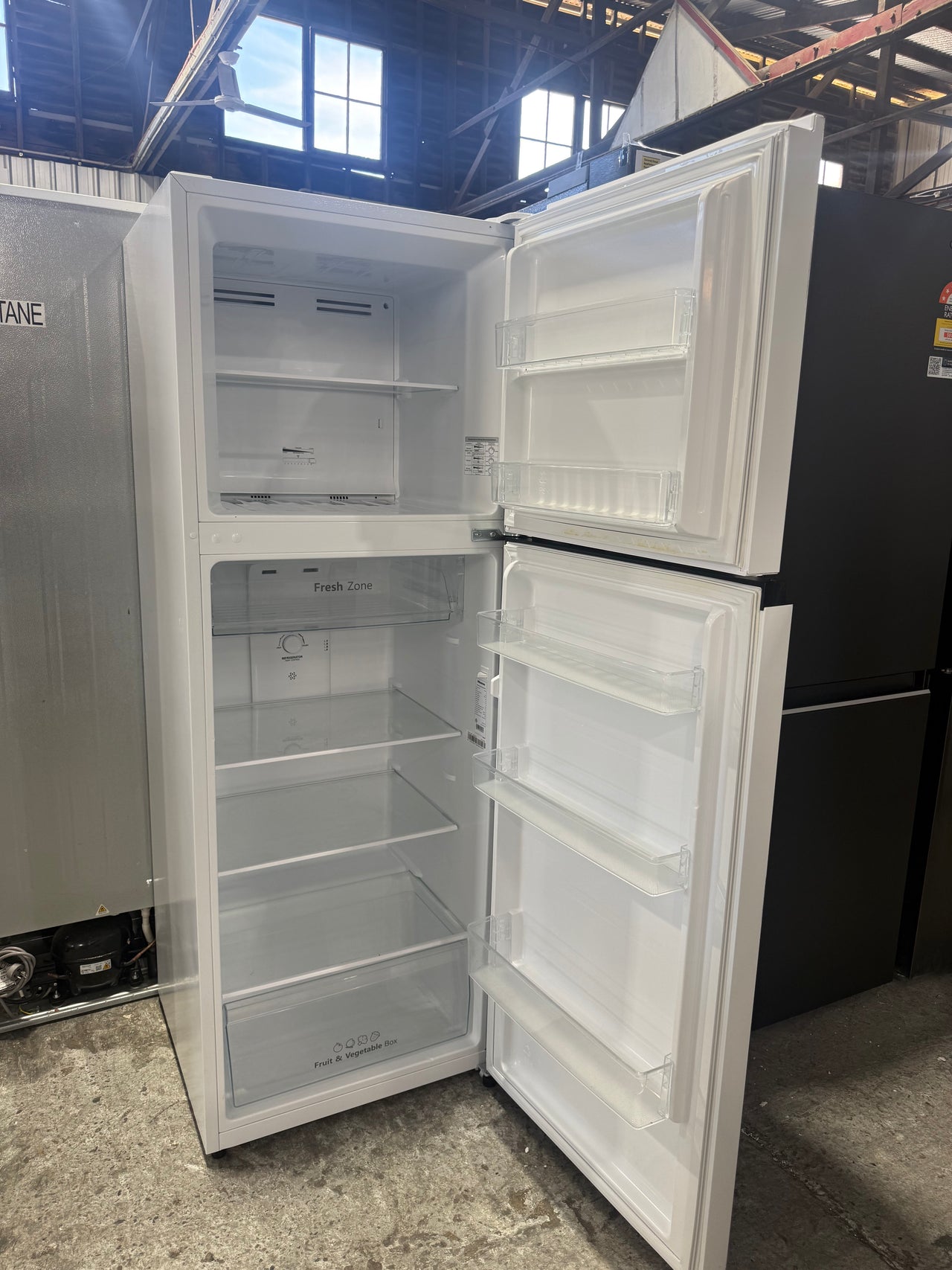 Factory second 326L Hisense Top Mount Refrigerator  Model: HRTF326 - Second Hand Appliances Geebung