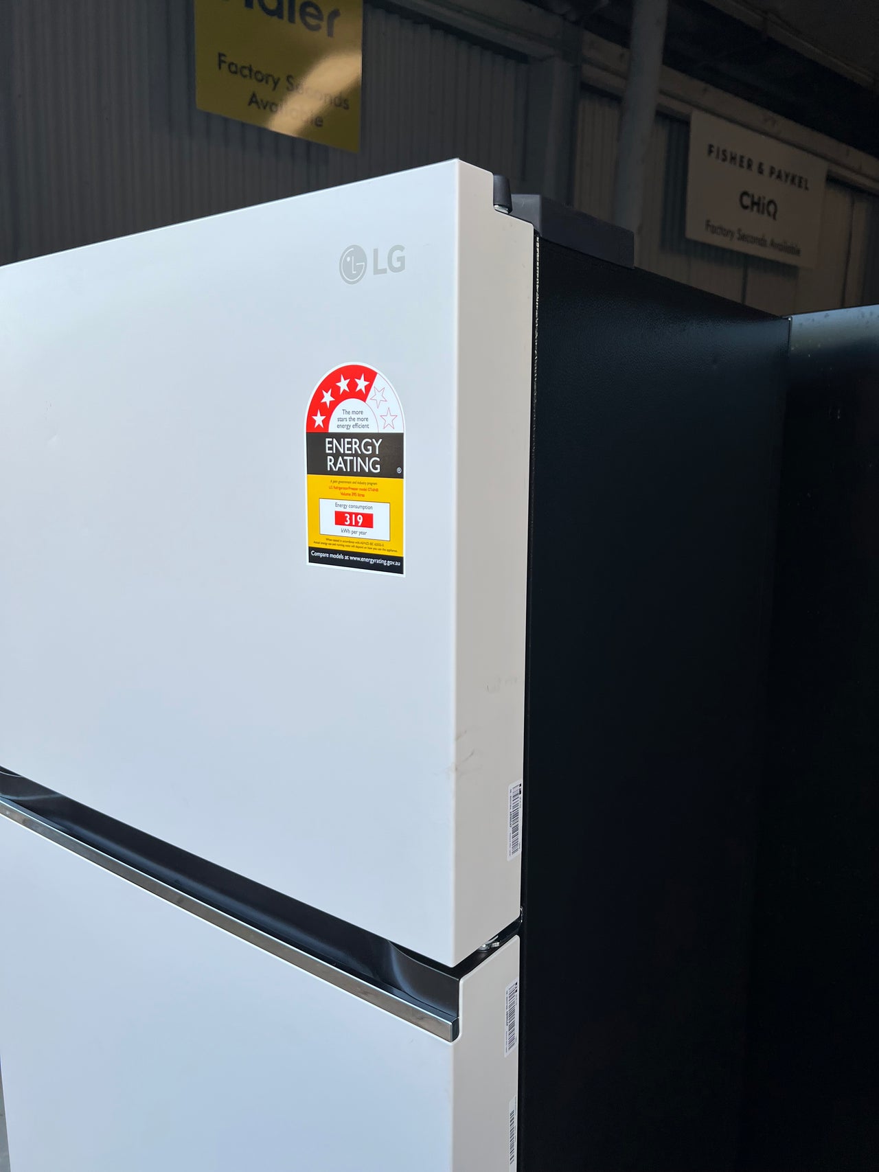 Factory second 395L Top Mount Fridge in Natural Beige Finish GT-6NB - Second Hand Appliances Geebung