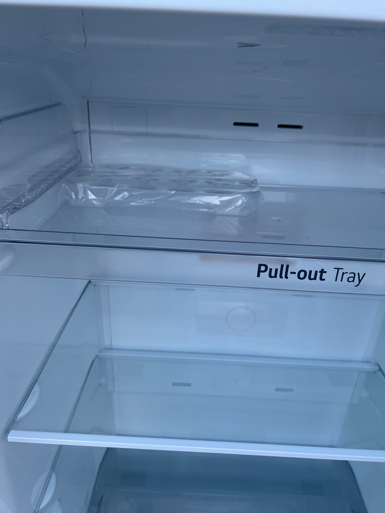 Factory second 395L Top Mount Fridge in Natural Beige Finish GT-6NB - Second Hand Appliances Geebung