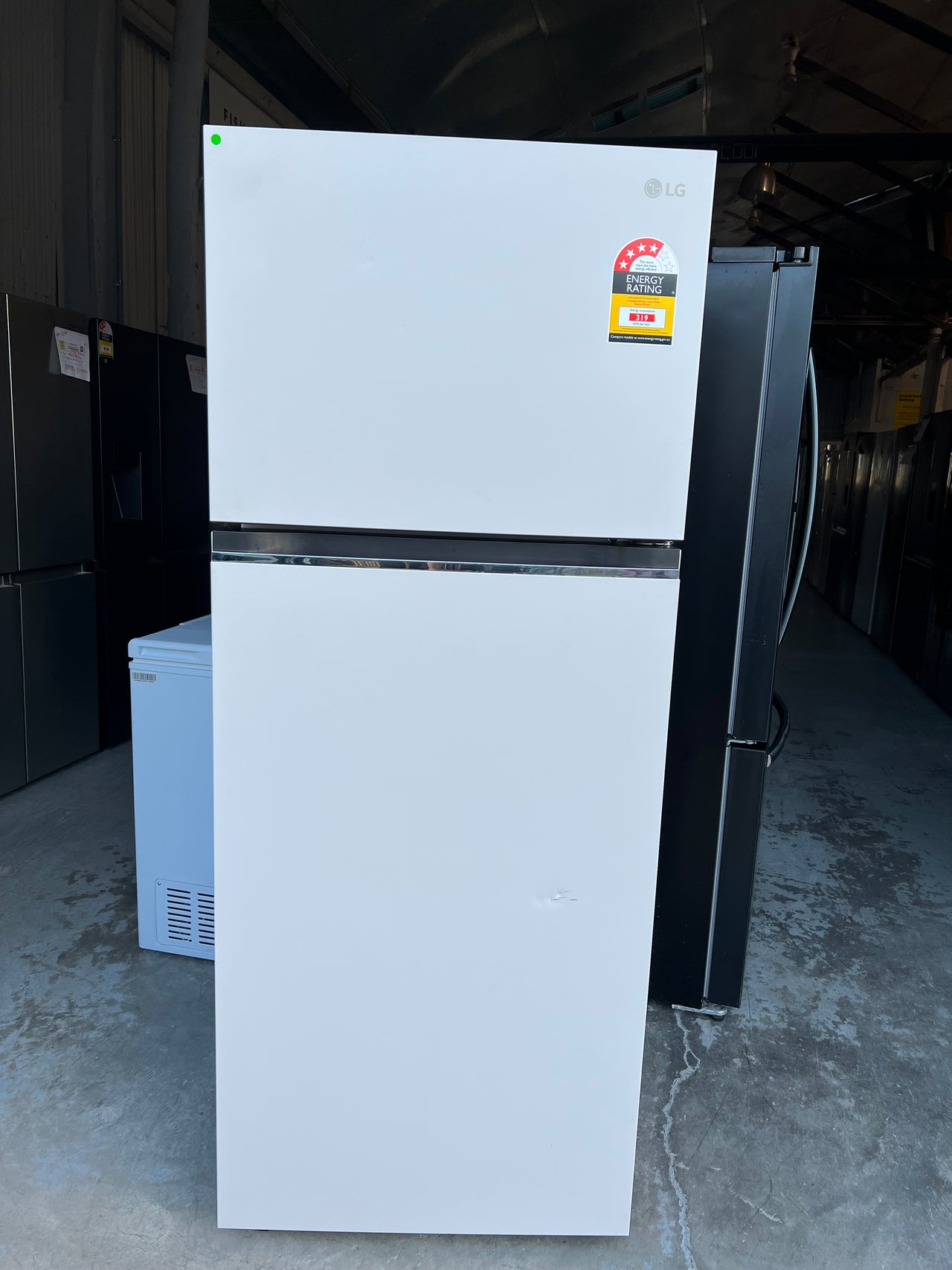 Factory second 395L Top Mount Fridge in Natural Beige Finish GT-6NB - Second Hand Appliances Geebung