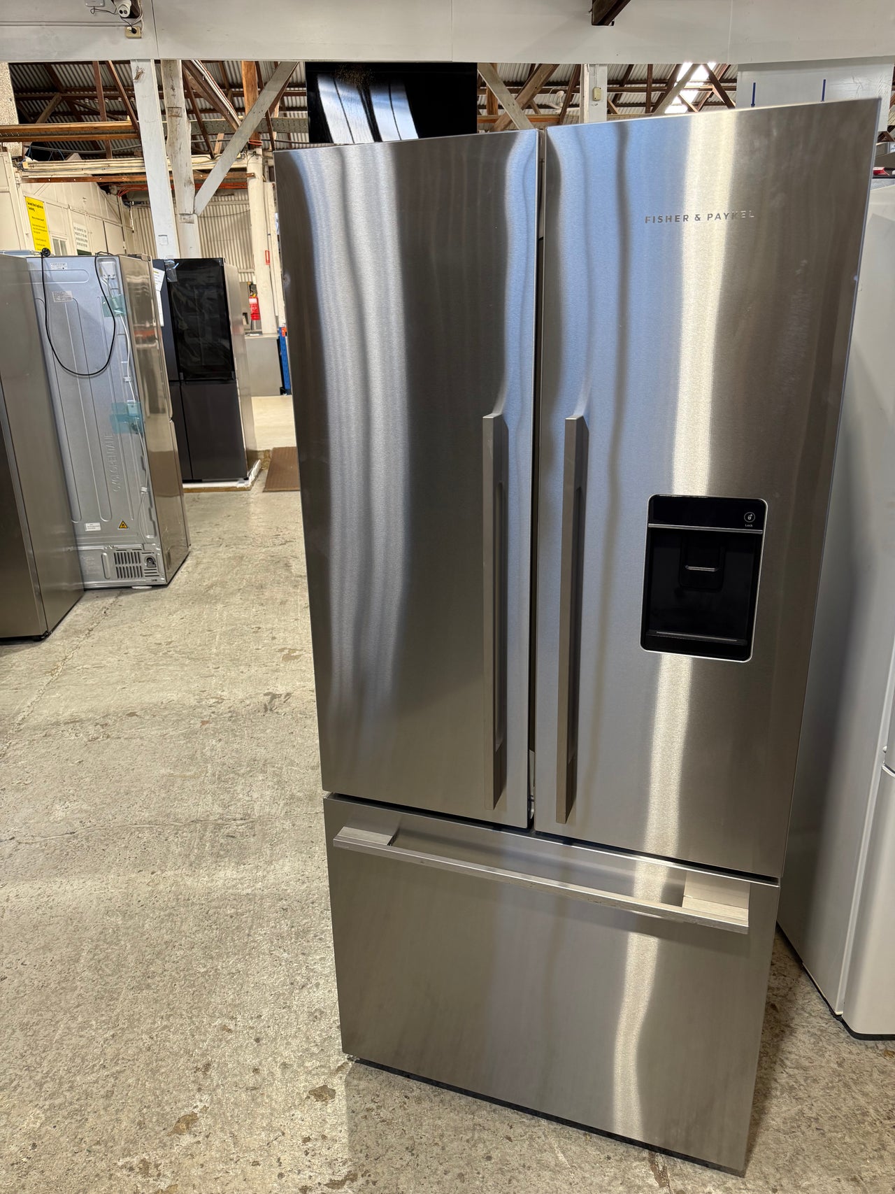 Factory Fisher &Paykel 487L French Door Refrigerator – RF522ADUX5 - Second Hand Appliances Geebung