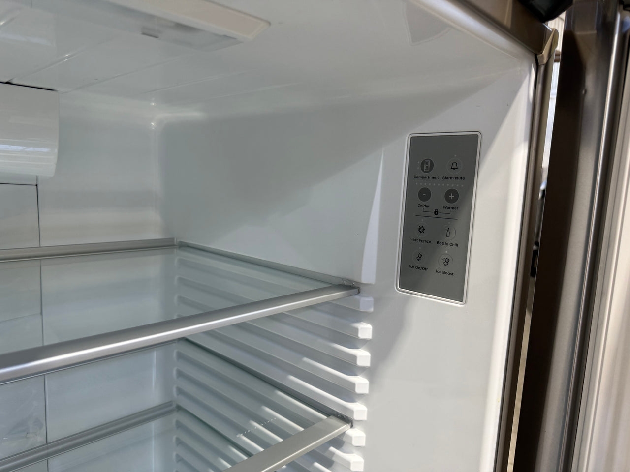 Factory Fisher &Paykel 487L French Door Refrigerator – RF522ADUX5 - Second Hand Appliances Geebung