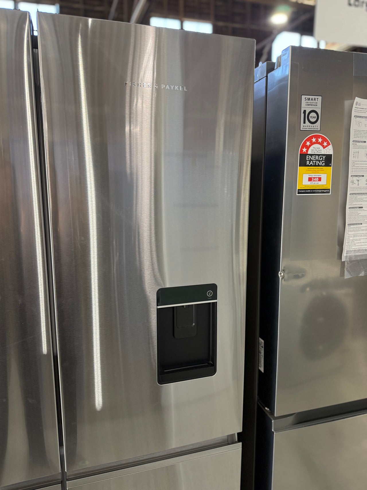 Factory second 538l Fisher&Paykel quad door refrigerator-freezer RF605QNUVX1 - Second Hand Appliances Geebung