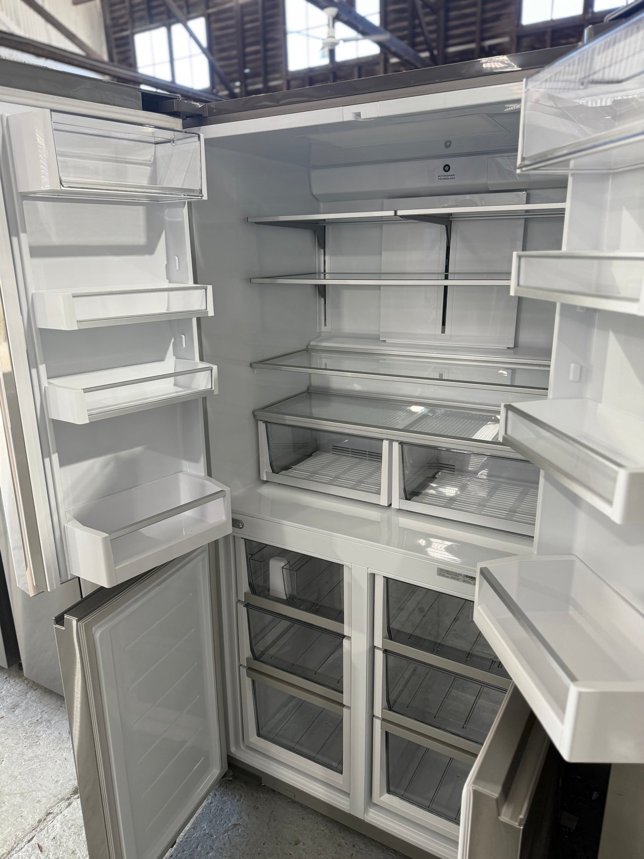 Factory second 538l Fisher&Paykel quad door refrigerator-freezer RF605QNUVX1 - Second Hand Appliances Geebung