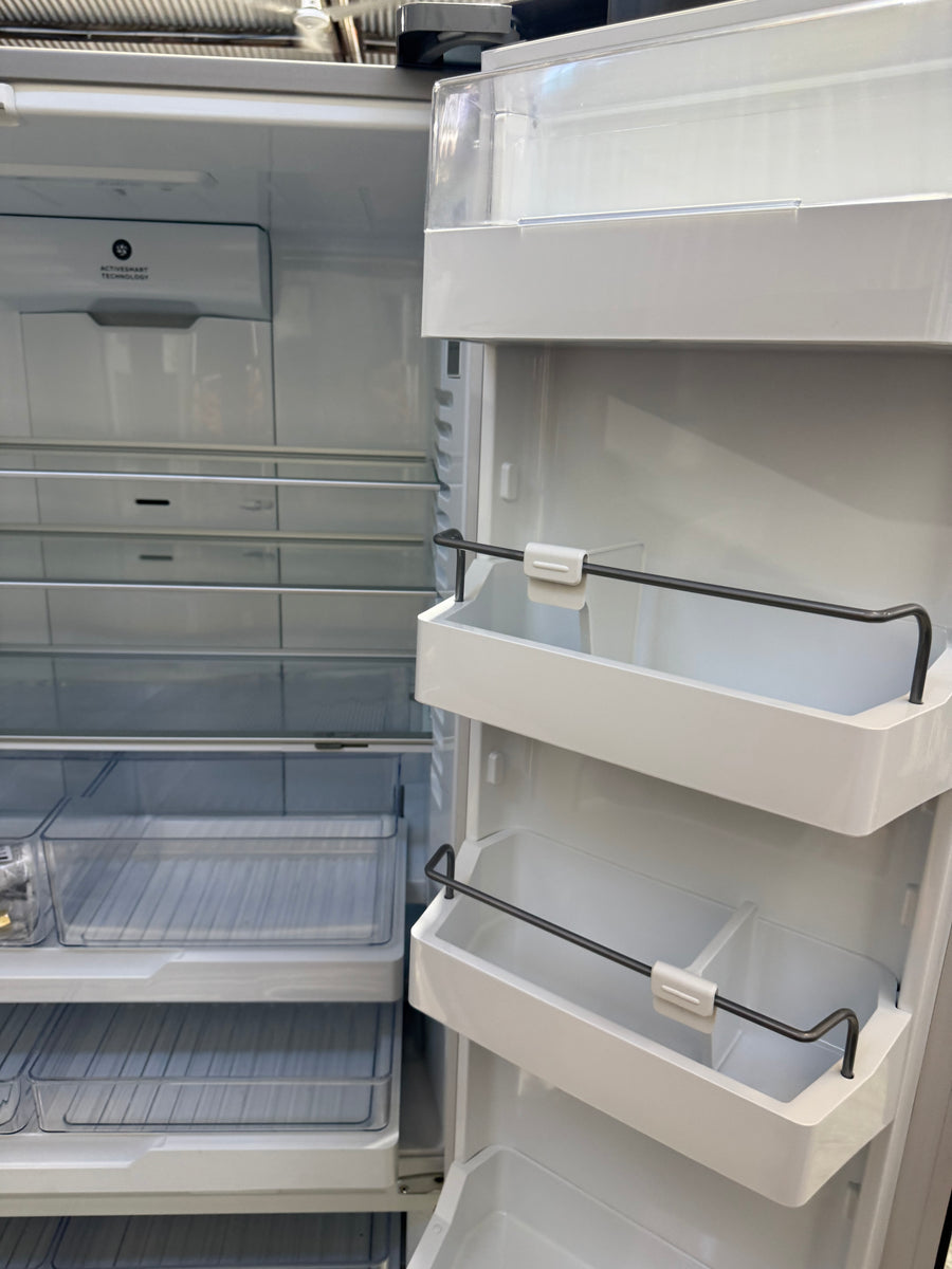 Factory second 569l Fisher&Paykel French Door Fridge Model: RF610ADUB5 - Second Hand Appliances Geebung