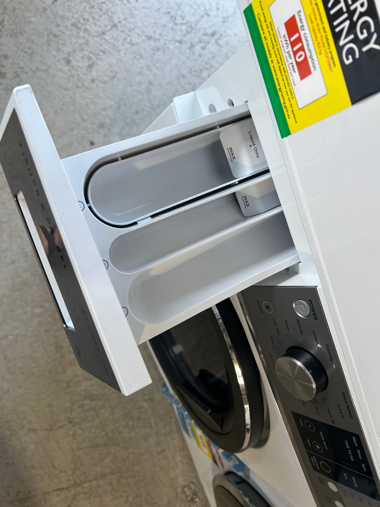 Factory second 8,5kg Fisher&Paykel Front Loader WH8560P3 - Second Hand Appliances Geebung