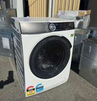 Thumbnail for Factory second AEG 10kg 8000 Series UniversalDose Front Load Washing Machine LF8516O8O - Second Hand Appliances Geebung