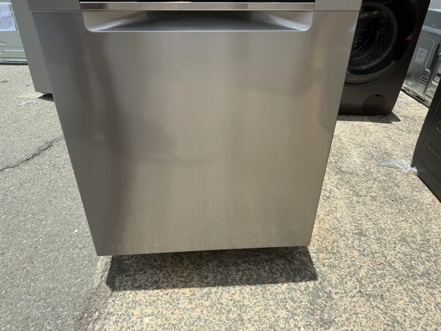 Factory second AEG 60 cm Built-Under ComfortLift Dishwasher — FFE93800PM - Second Hand Appliances Geebung