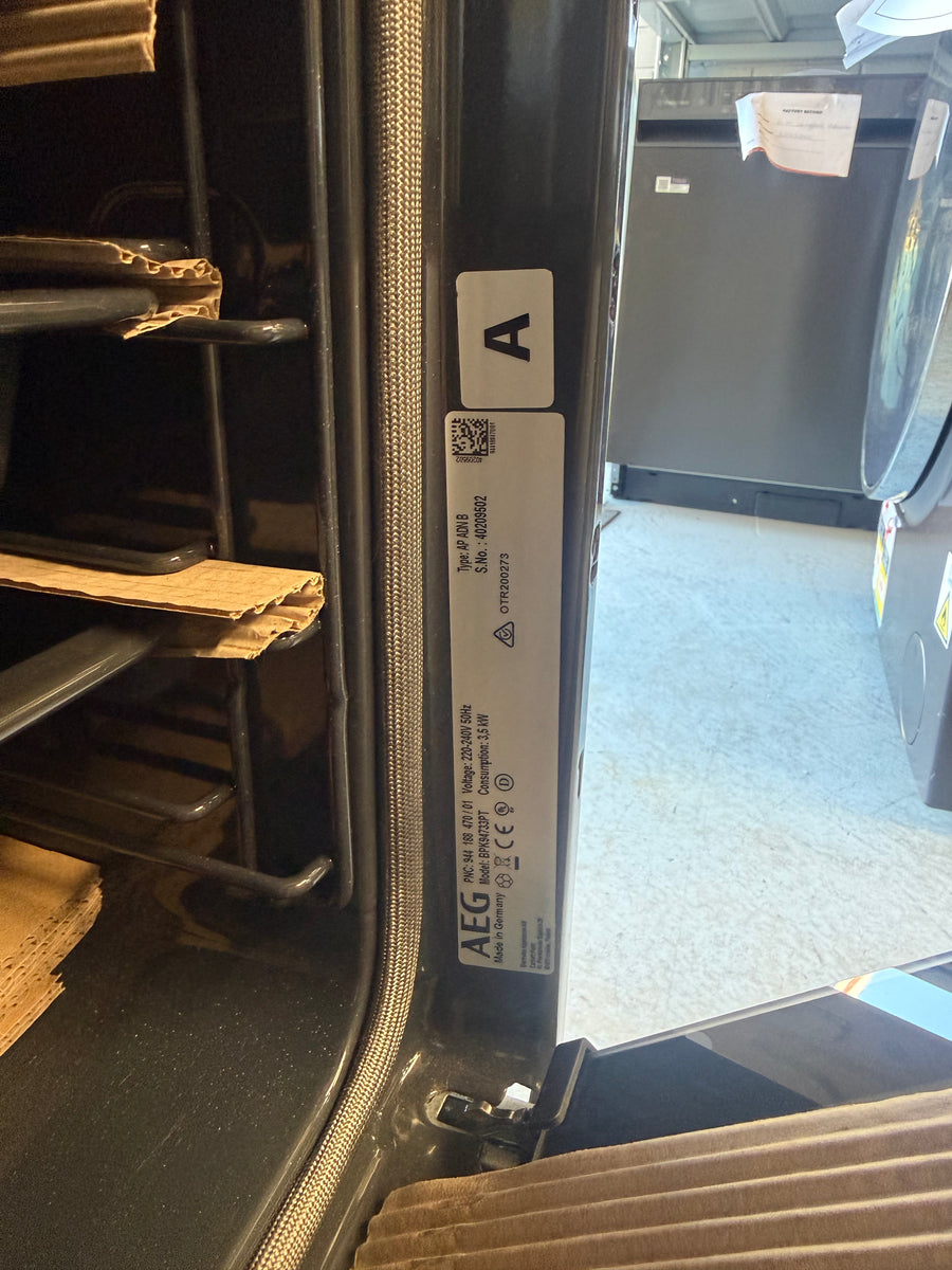 Factory second AEG 600mm SenseCook Pyrolytic Oven - Matte Black BPK94733PT (NAT) - Second Hand Appliances Geebung