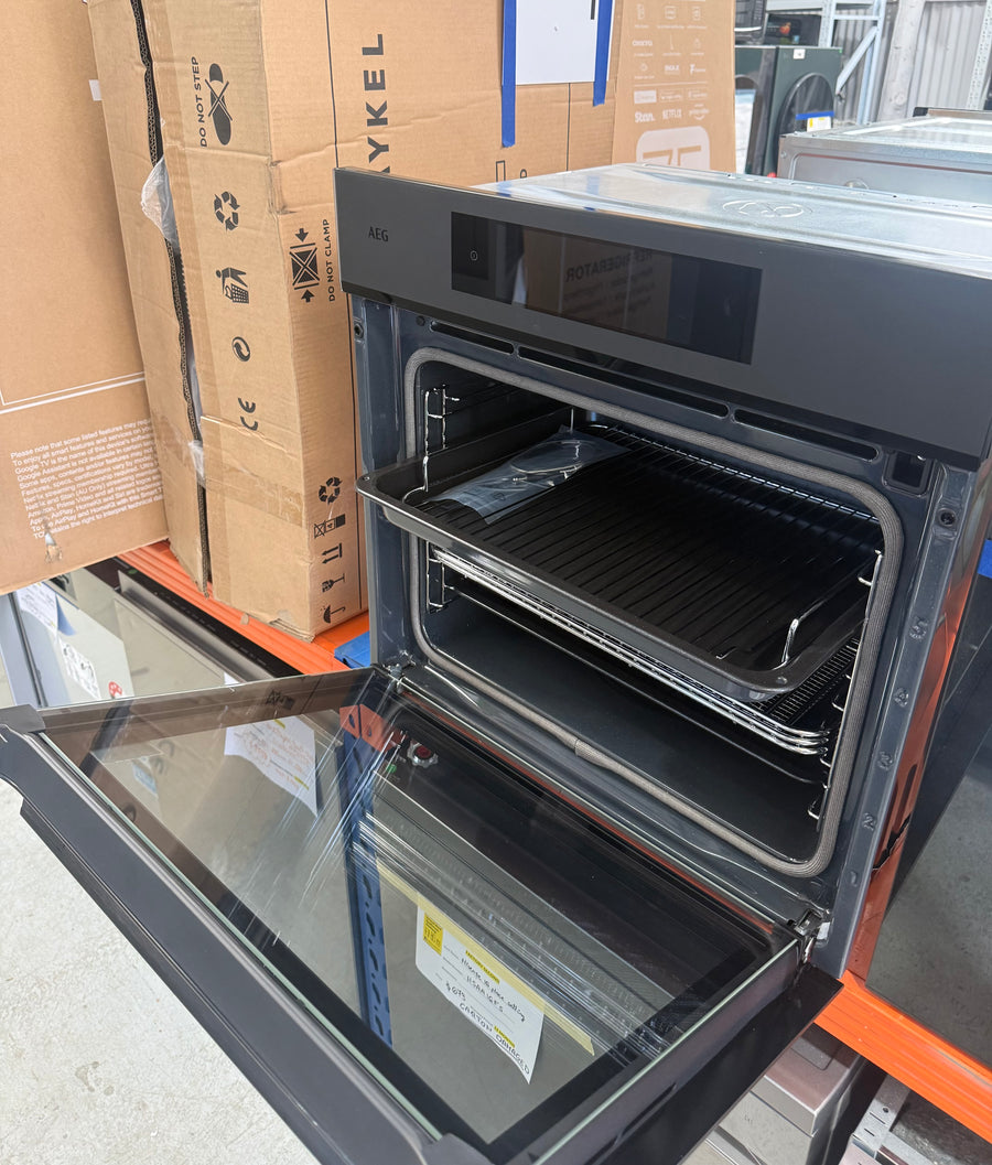 Factory second AEG 60cm 9000 Series Sense Cook Multifunction Oven - Matte Black NBT9P831AT (NAT) - Second Hand Appliances Geebung