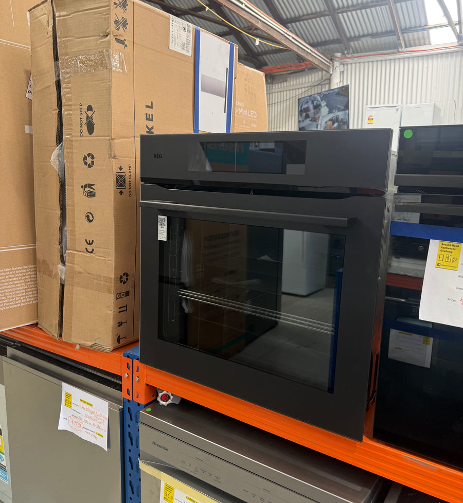Factory second AEG 60cm 9000 Series Sense Cook Multifunction Oven - Matte Black NBT9P831AT (NAT) - Second Hand Appliances Geebung