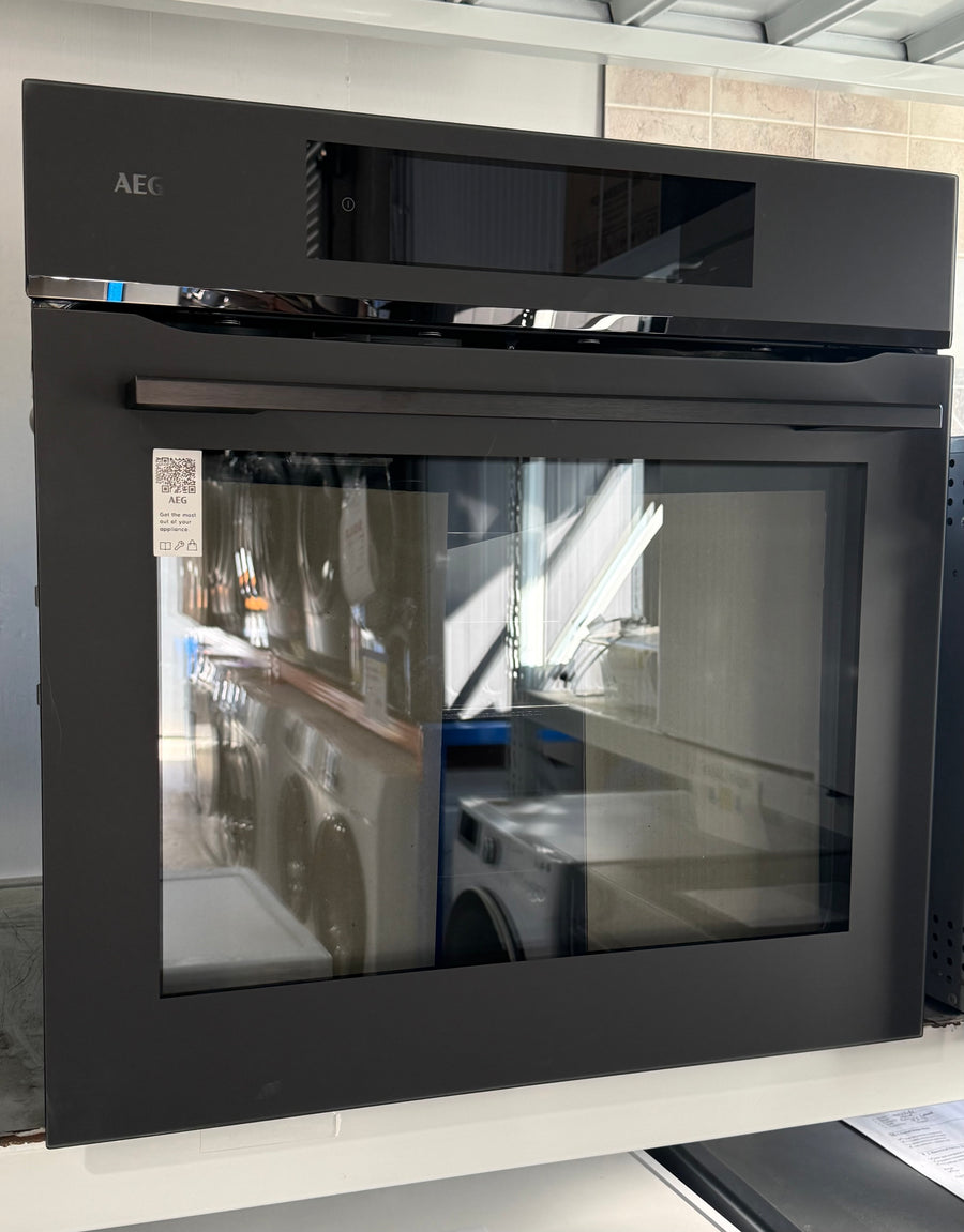 Factory second AEG 60cm 9000 Series Sense Cook Multifunction Oven - Matte Black NBT9P831AT(NAT) - Second Hand Appliances Geebung