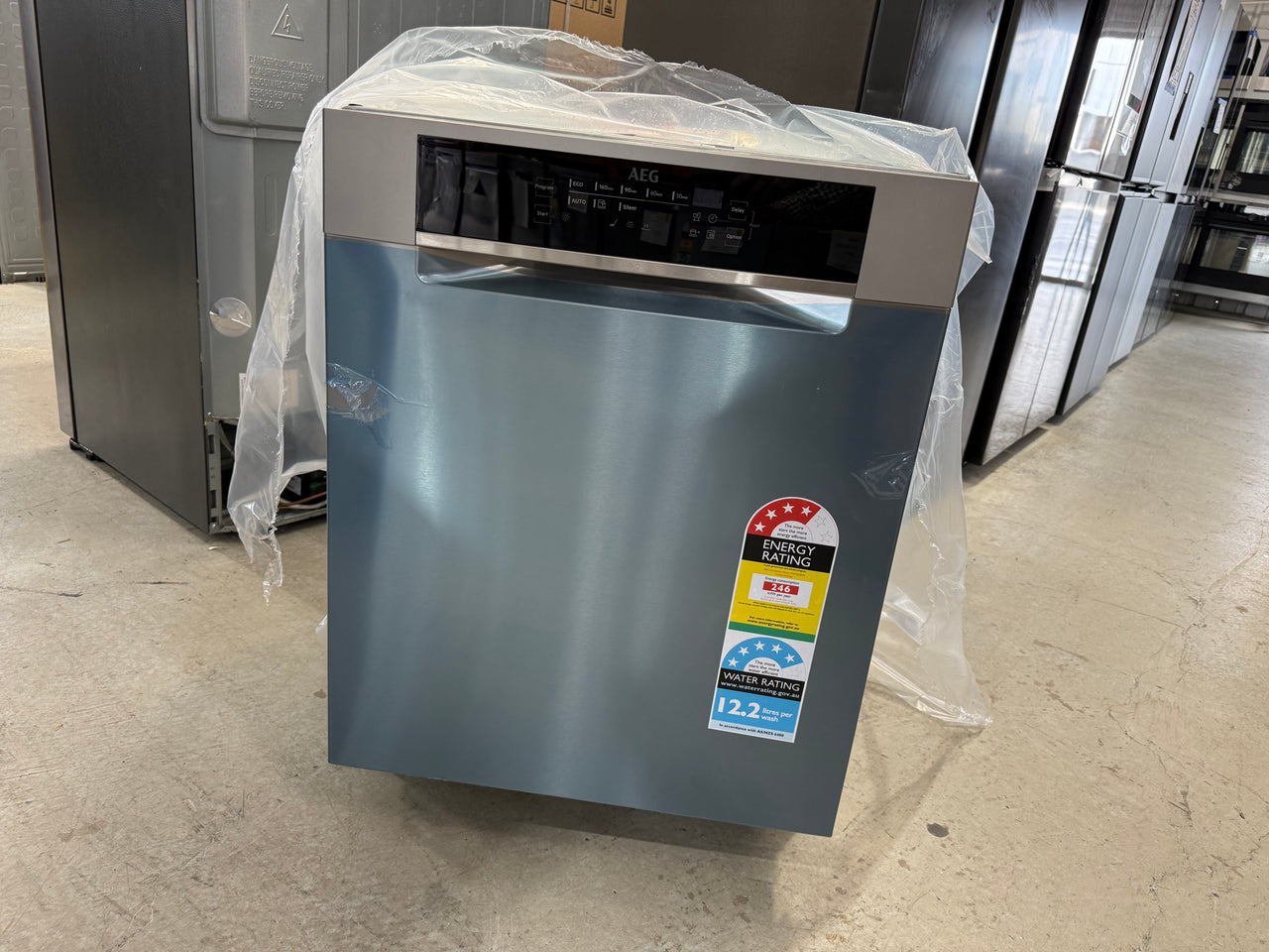 Factory second AEG 60cm Built-Under Dishwasher – Stainless Steel  Model: FFE73600PM(NAT) - Second Hand Appliances Geebung