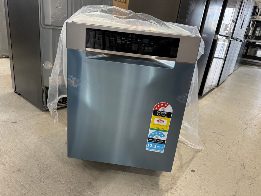 Factory second AEG 60cm Built-Under Dishwasher – Stainless Steel  Model: FFE73600PM(NAT) - Second Hand Appliances Geebung