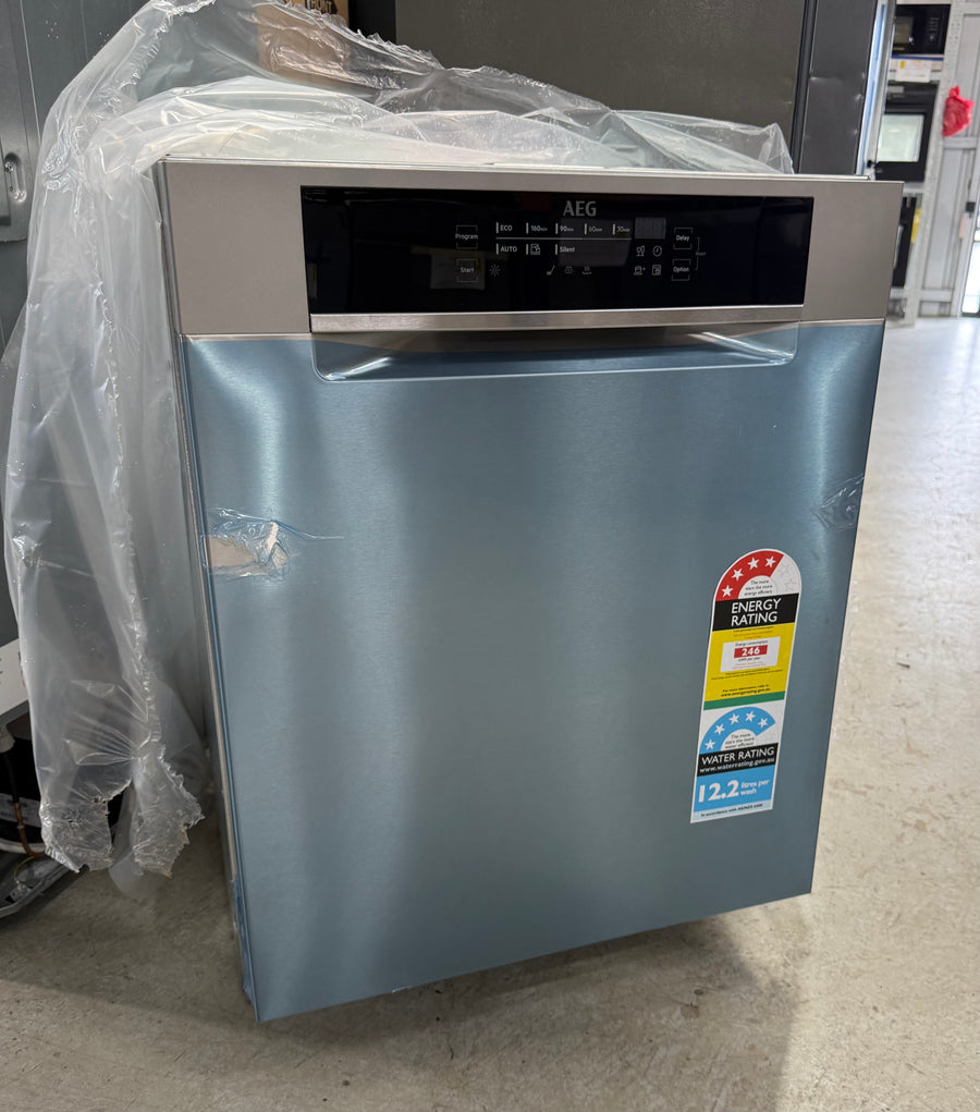 Factory second AEG 60cm Built-Under Dishwasher – Stainless Steel  Model: FFE73600PM(NAT) - Second Hand Appliances Geebung
