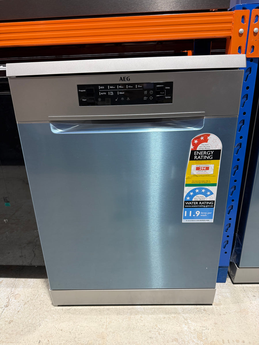 Factory second AEG 60cm Freestanding Dishwasher – Stainless Steel FFB53600PM - Second Hand Appliances Geebung