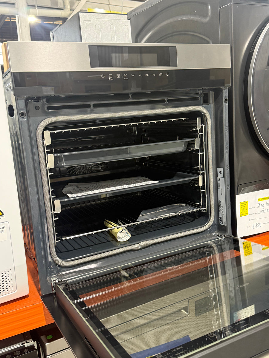 Factory second AEG 60cm SenseCook Multi-Function 16 Pyroluxe™ Oven – Stainless Steel Model: BPK742320M(NAT) - Second Hand Appliances Geebung