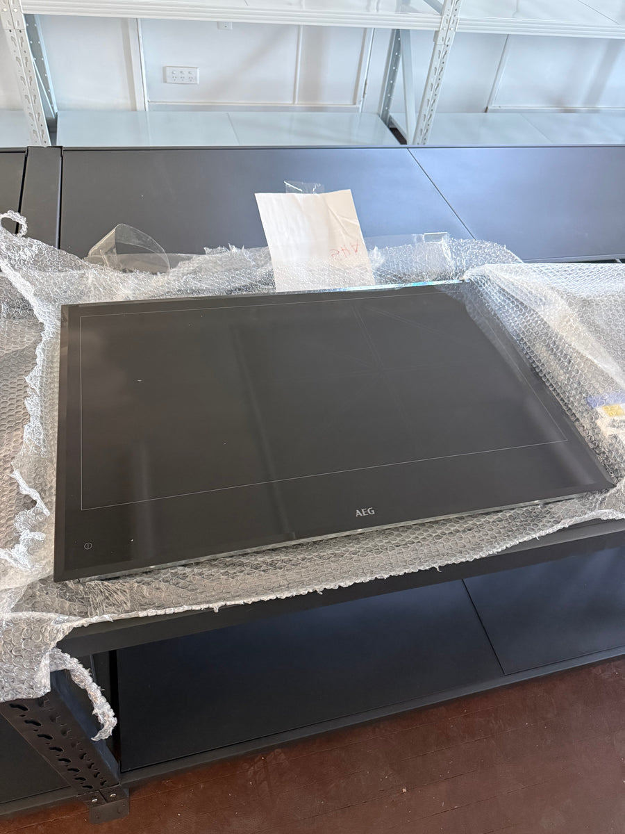 Factory second AEG 80cm TotalFlex Induction Cooktop  Model: IKK86681FB - Second Hand Appliances Geebung