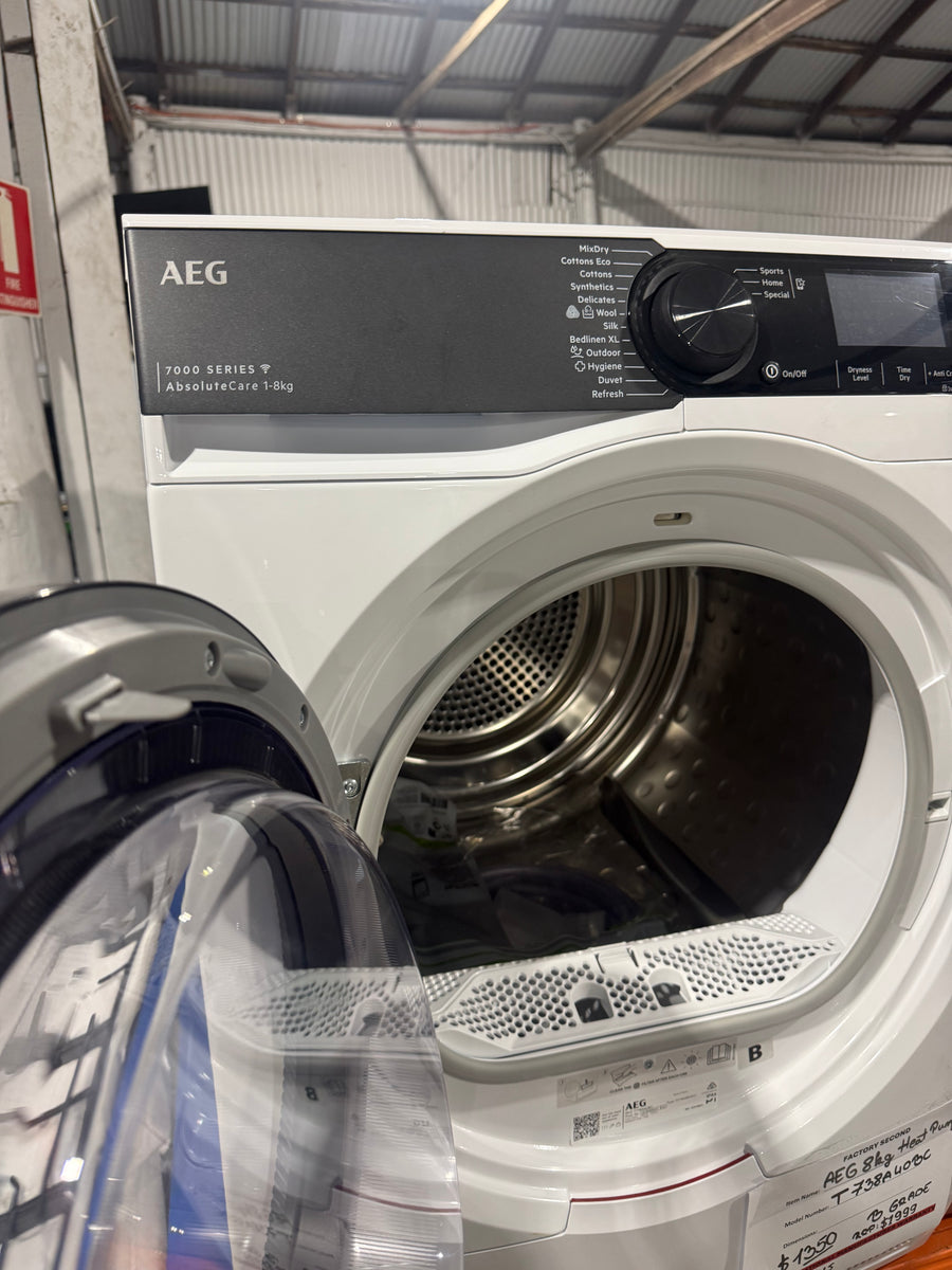 Factory second AEG 8kg 7000 Series Heat Pump Dryer – T738A4OBC - Second Hand Appliances Geebung