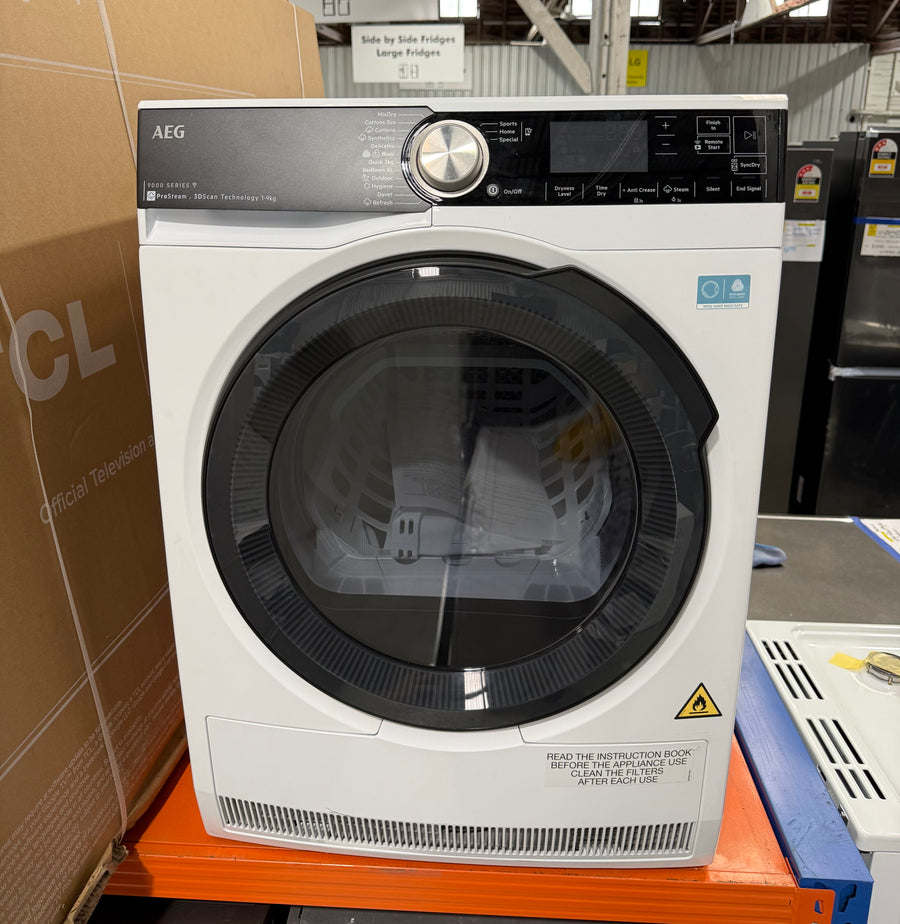 Factory second AEG 9000 Series 9kg Heat Pump Dryer with ProSteam and 3D Scan T959M6ORS - Second Hand Appliances Geebung