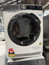 Thumbnail for Factory second AEG 9kg 8000 Series Heat Pump Dryer – T859M6OBC - Second Hand Appliances Geebung