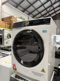Thumbnail for Factory second AEG 9kg 8000 Series Heat Pump Dryer – T859M6OBC - Second Hand Appliances Geebung