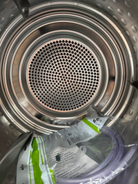 Thumbnail for Factory second AEG 9kg 8000 Series Heat Pump Dryer – T859M6OBC - Second Hand Appliances Geebung